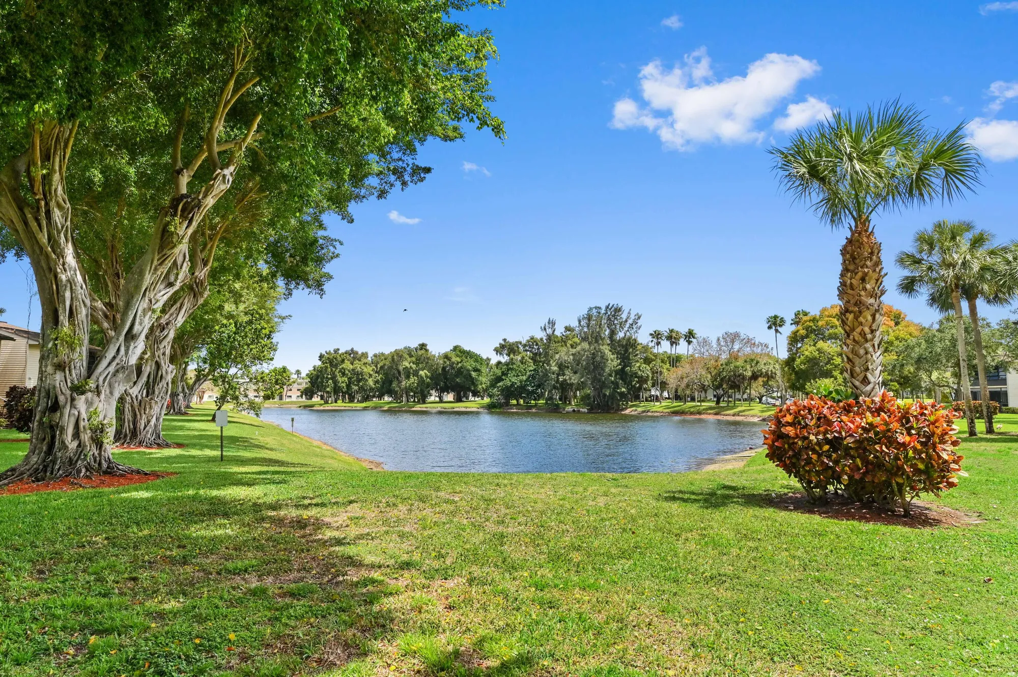 Property Slideshow image 22 of 55 | 15492 lakes of delray blvd apt 203, Delray Beach, FL, 33484