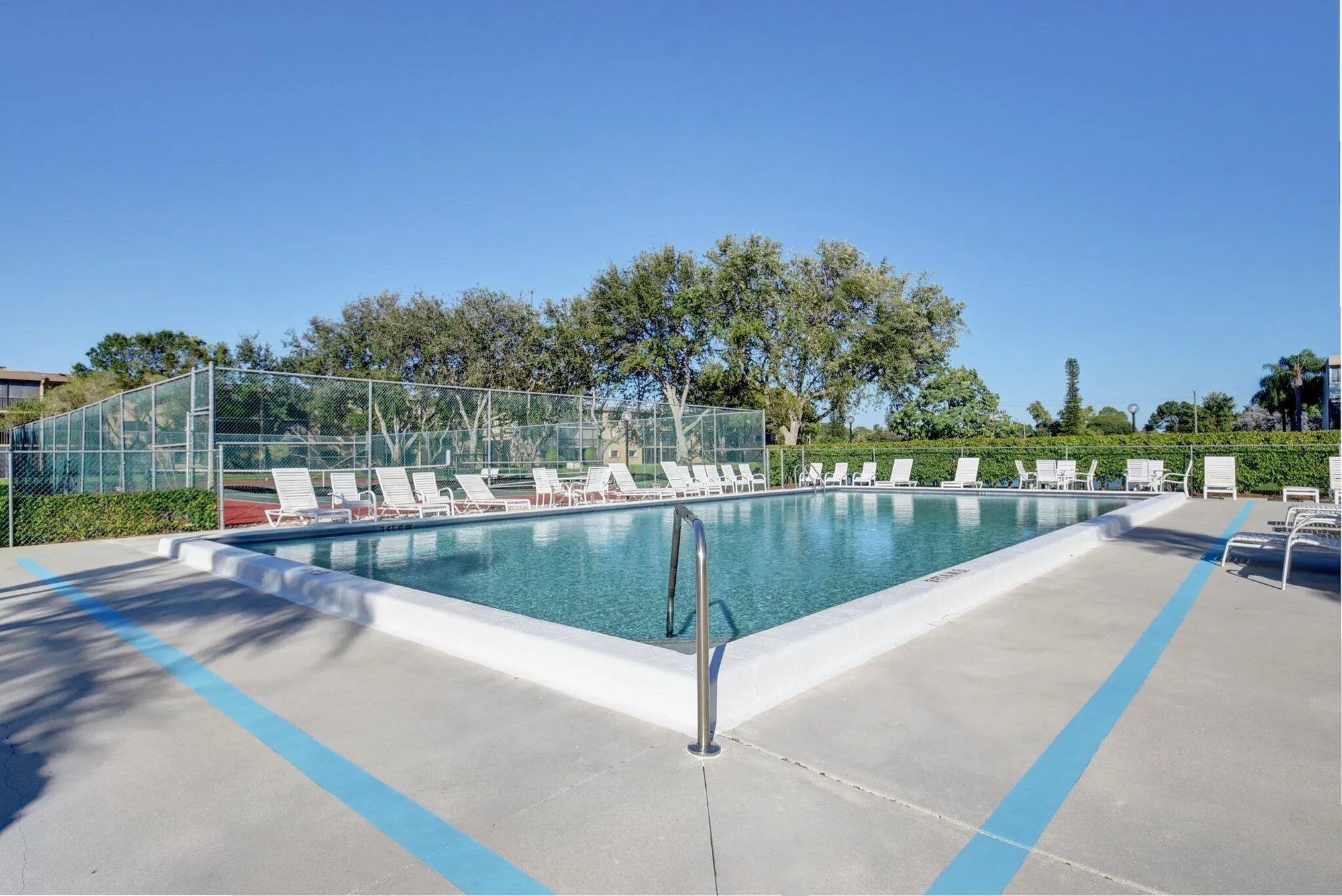 Property Slideshow image 38 of 55 | 15492 lakes of delray blvd apt 203, Delray Beach, FL, 33484