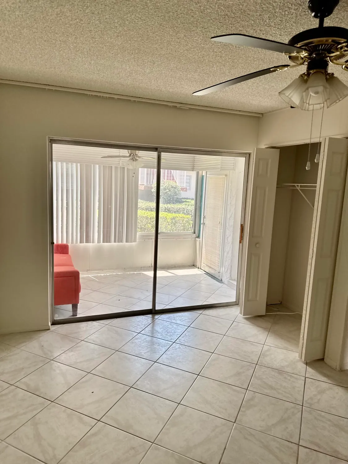 Property Slideshow image 13 of 32 | 12016 greenway cir 108, Royal Palm Beach, FL, 33411