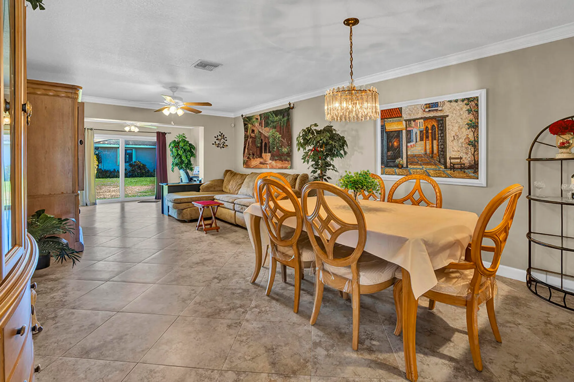 Property Slideshow image 9 of 43 | 6722 moonlit dr, Delray Beach, FL, 33446