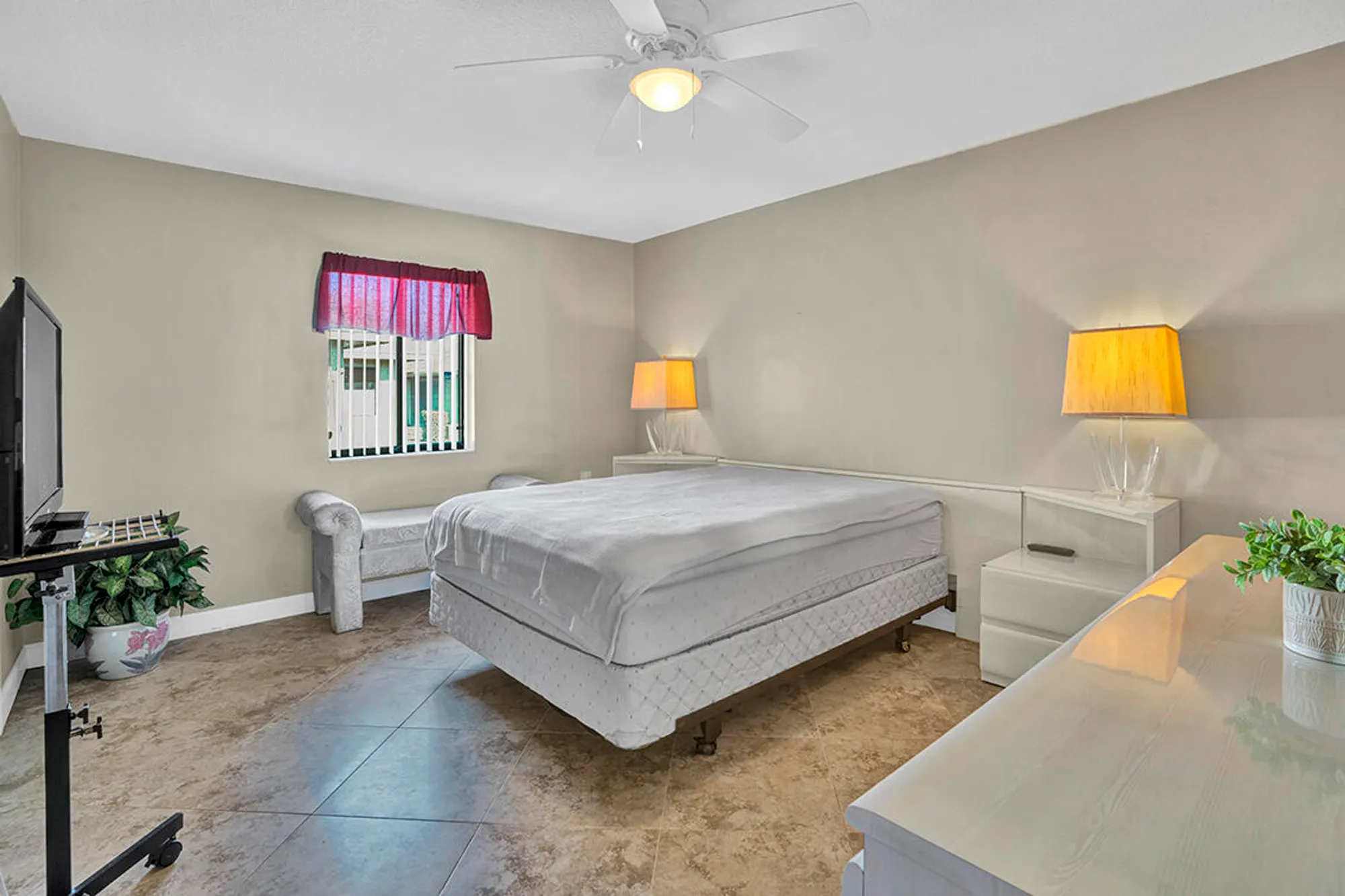 Property Slideshow image 16 of 43 | 6722 moonlit dr, Delray Beach, FL, 33446