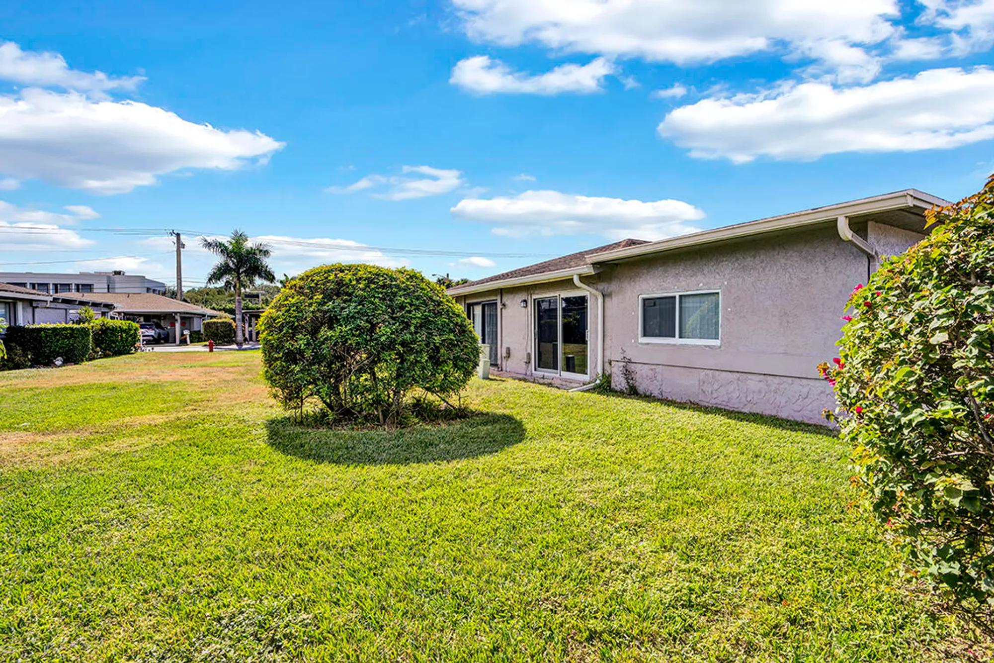 Property Slideshow image 29 of 43 | 6722 moonlit dr, Delray Beach, FL, 33446