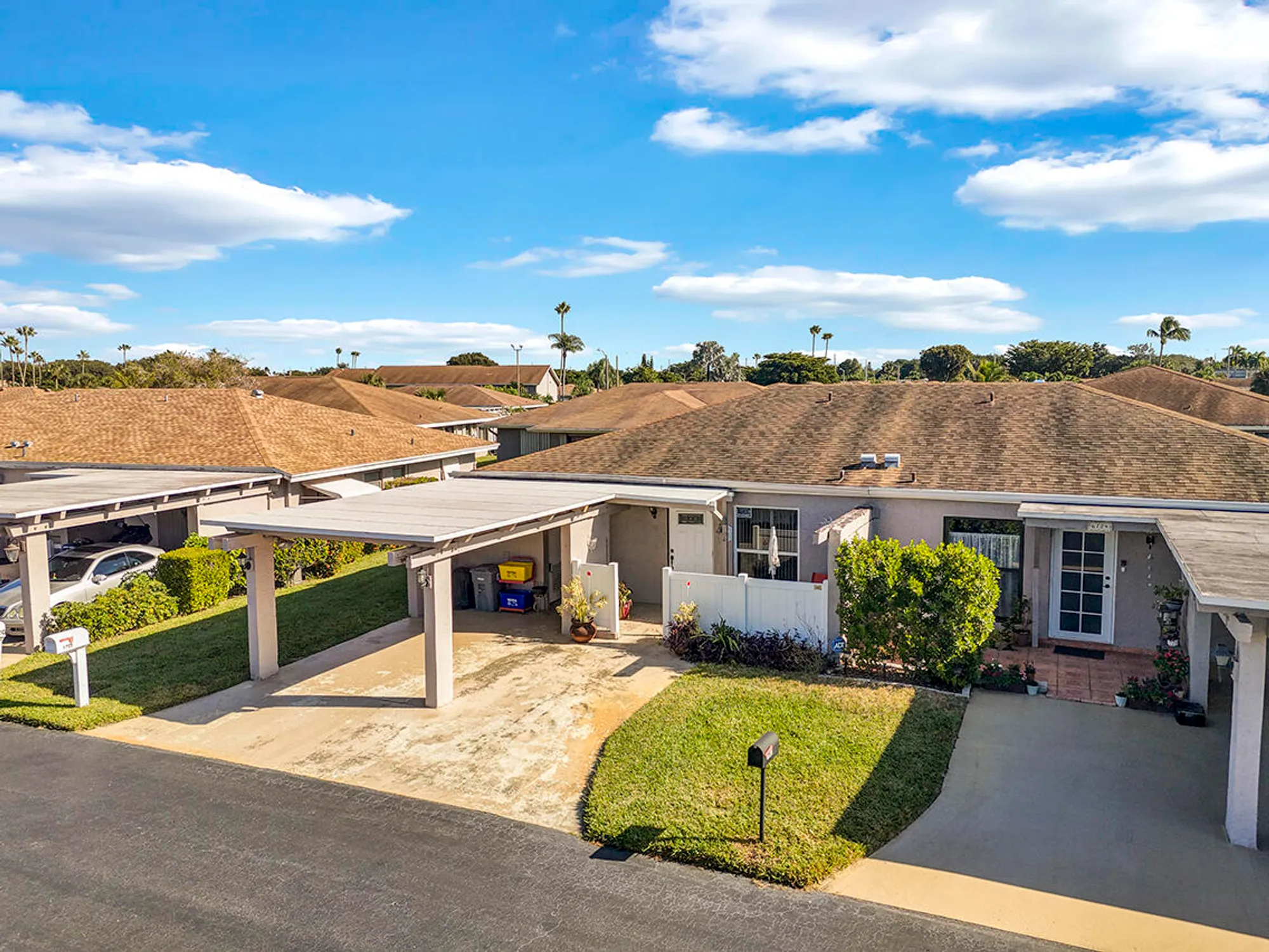 Property Slideshow image 35 of 43 | 6722 moonlit dr, Delray Beach, FL, 33446