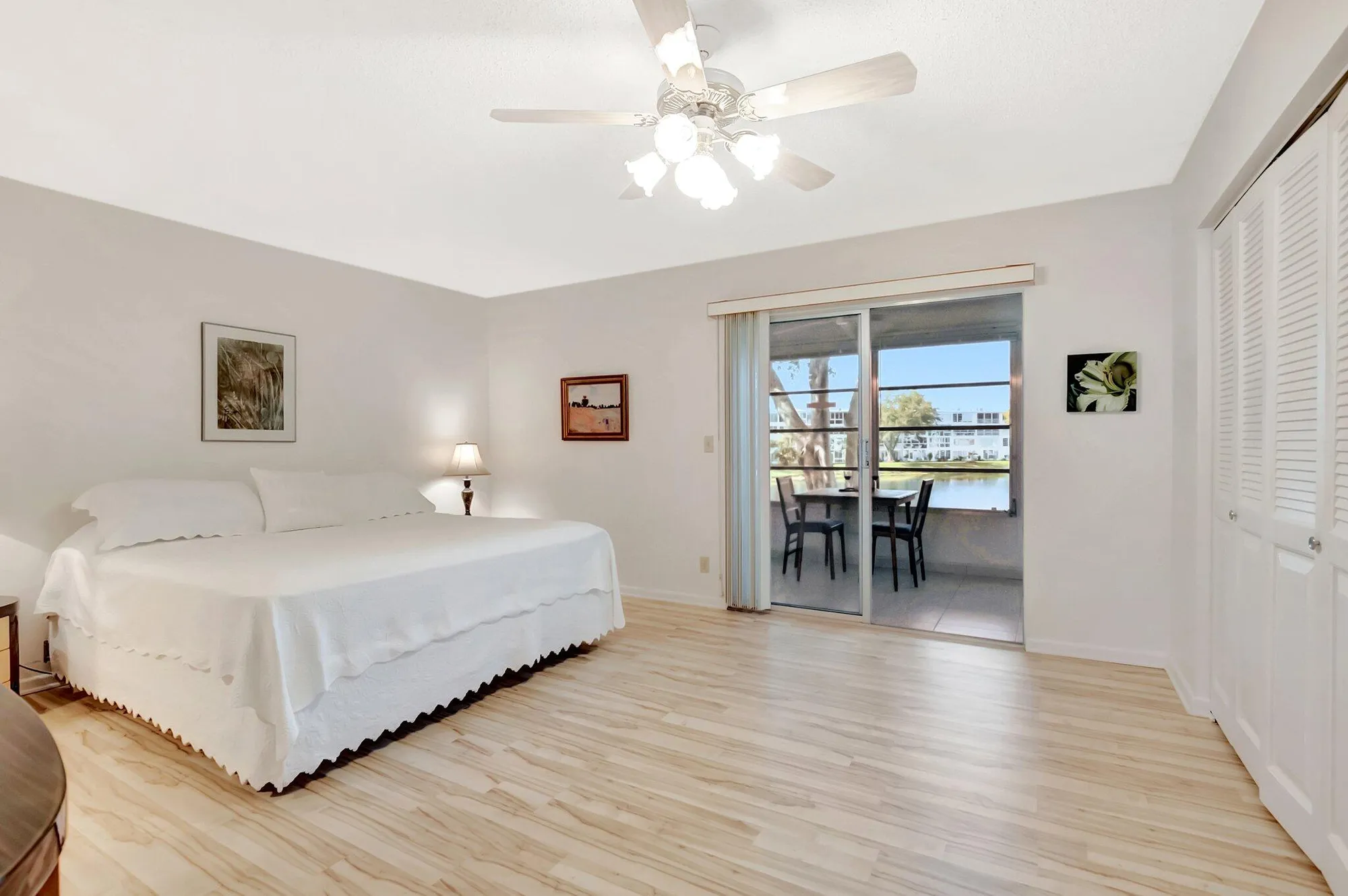 Property Slideshow image 13 of 75 | 2043 cambridge c, Deerfield Beach, FL, 33442