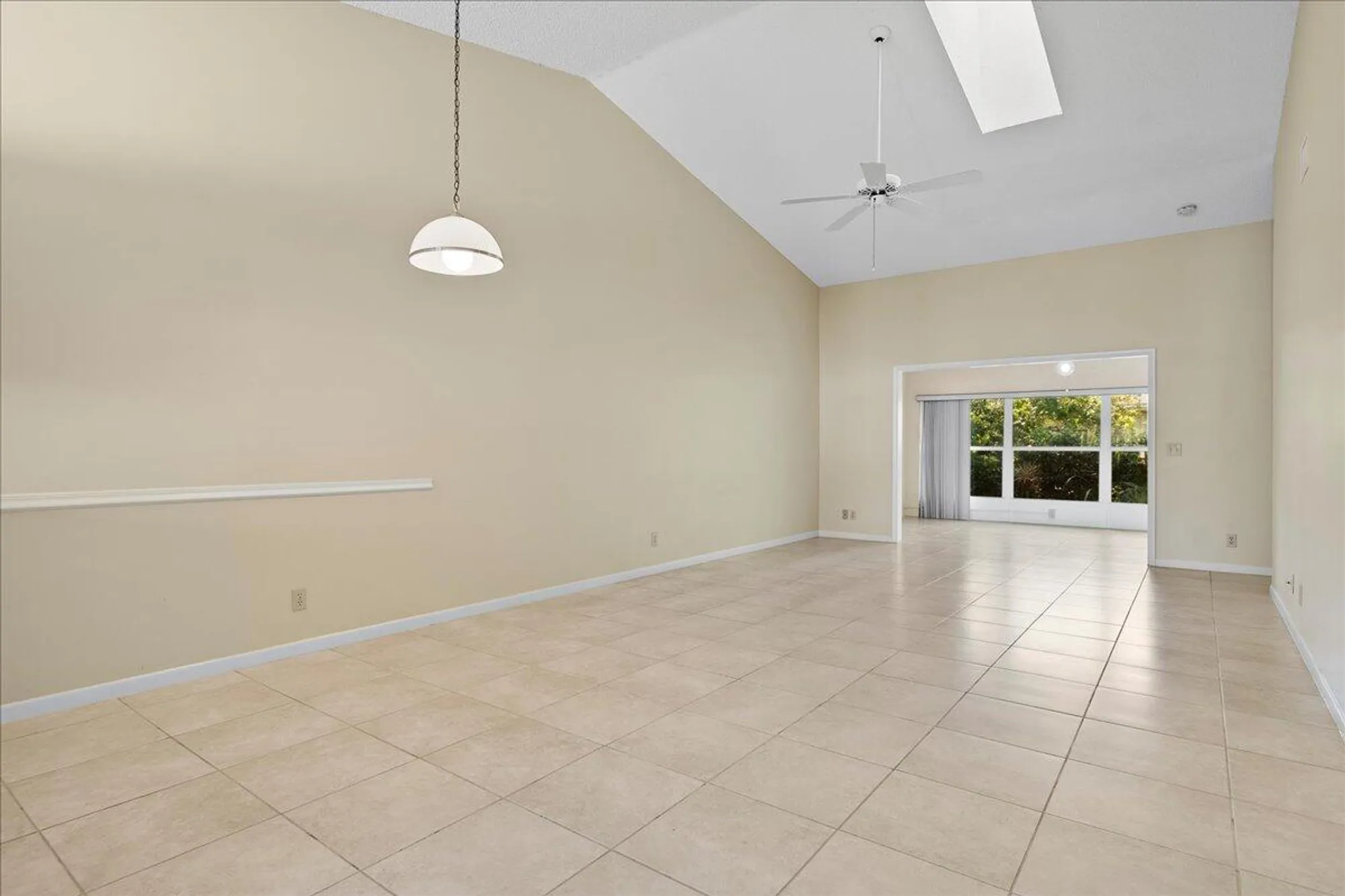 Property Slideshow image 6 of 41 | 10862 se sea pines cir, Hobe Sound, FL, 33455