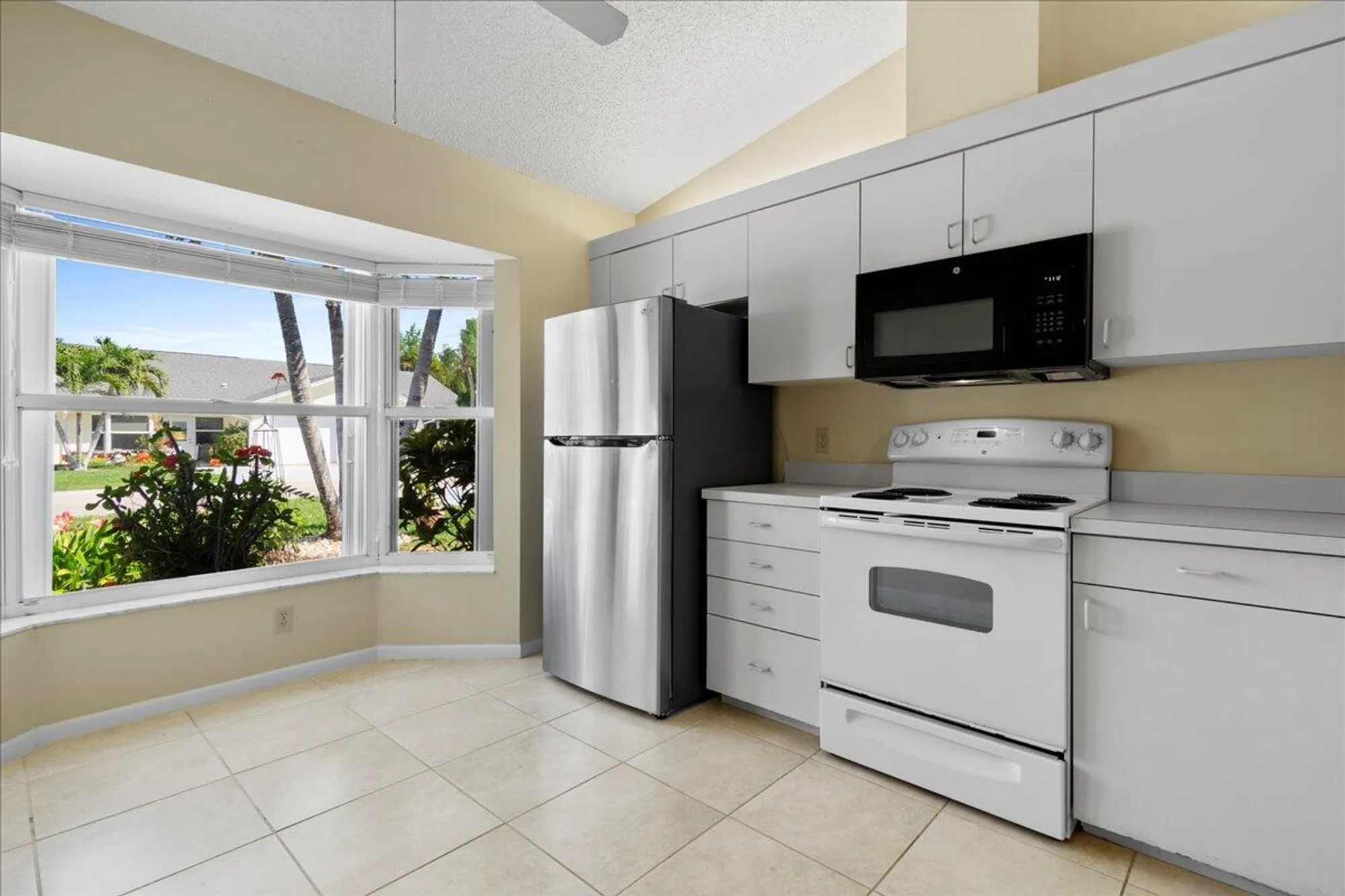 Property Slideshow image 15 of 41 | 10862 se sea pines cir, Hobe Sound, FL, 33455