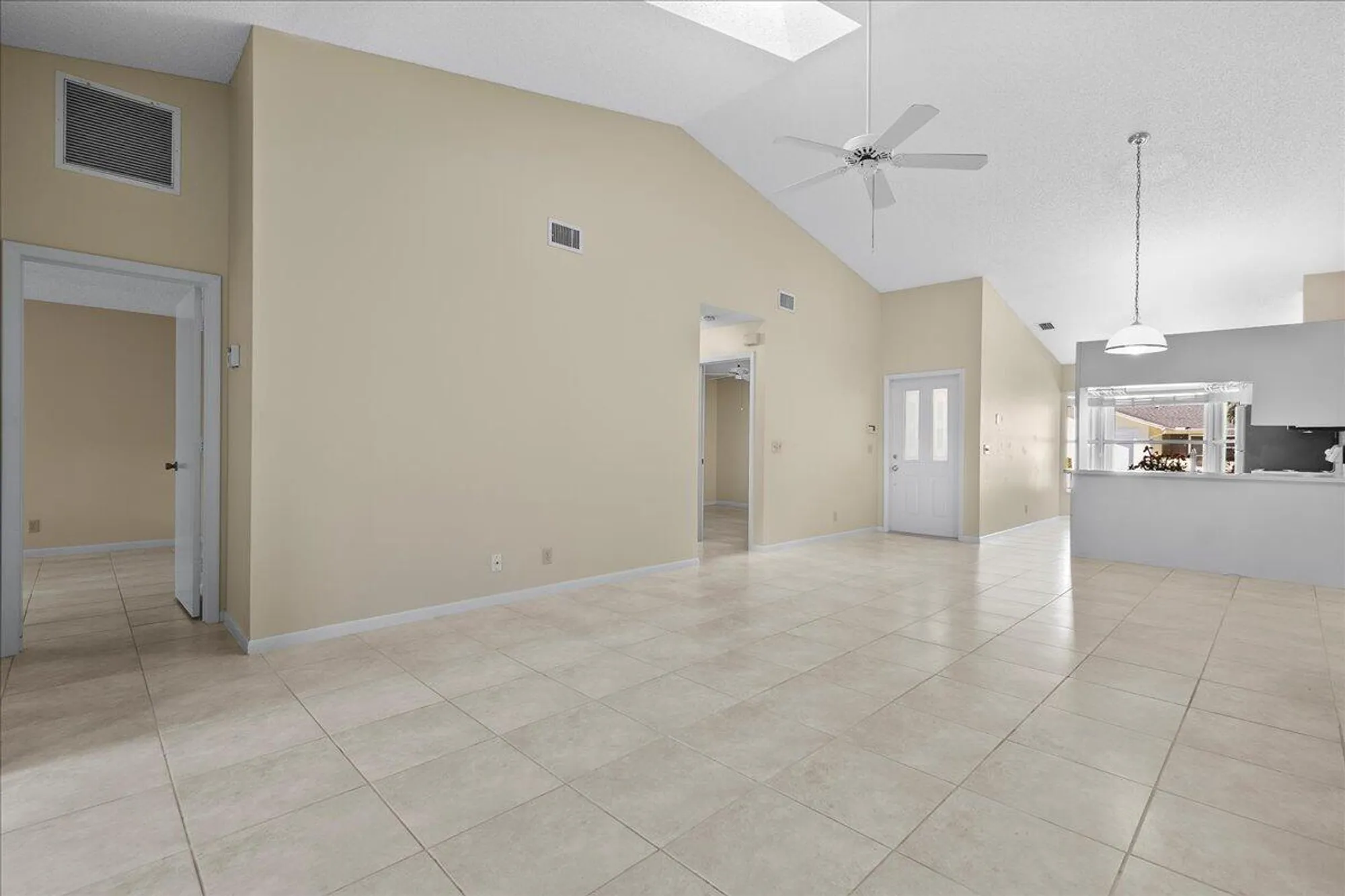 Property Slideshow image 12 of 41 | 10862 se sea pines cir, Hobe Sound, FL, 33455