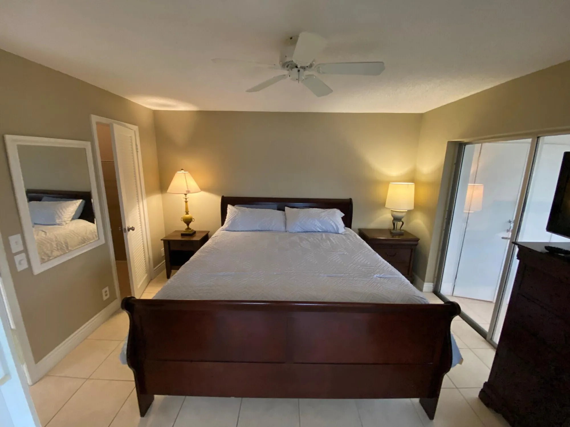 Property Slideshow image 10 of 32 | 224 chatham k, West Palm Beach, FL, 33417