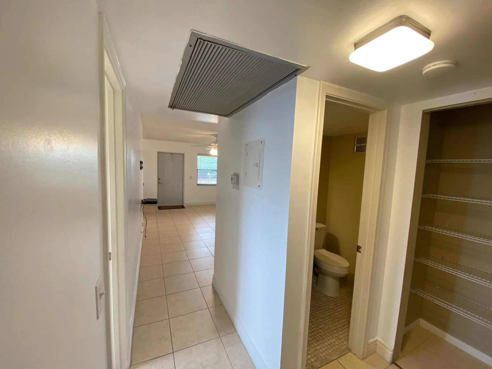 Property Slideshow image 8 of 32 | 224 chatham k, West Palm Beach, FL, 33417