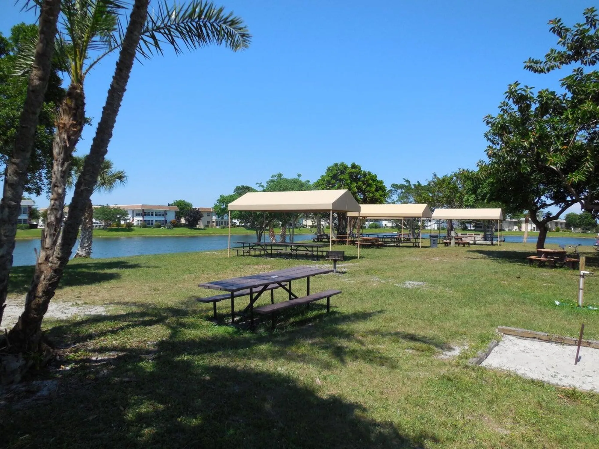 Property Slideshow image 29 of 32 | 224 chatham k, West Palm Beach, FL, 33417