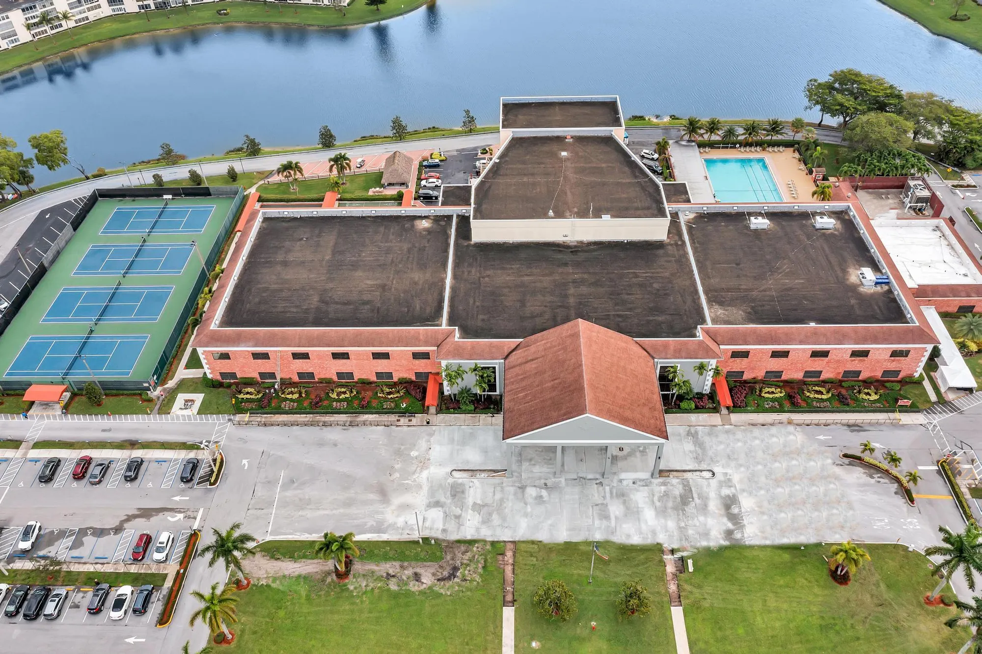 Property Slideshow image 36 of 60 | 576 fanshaw n # 576, Boca Raton, FL, 33434