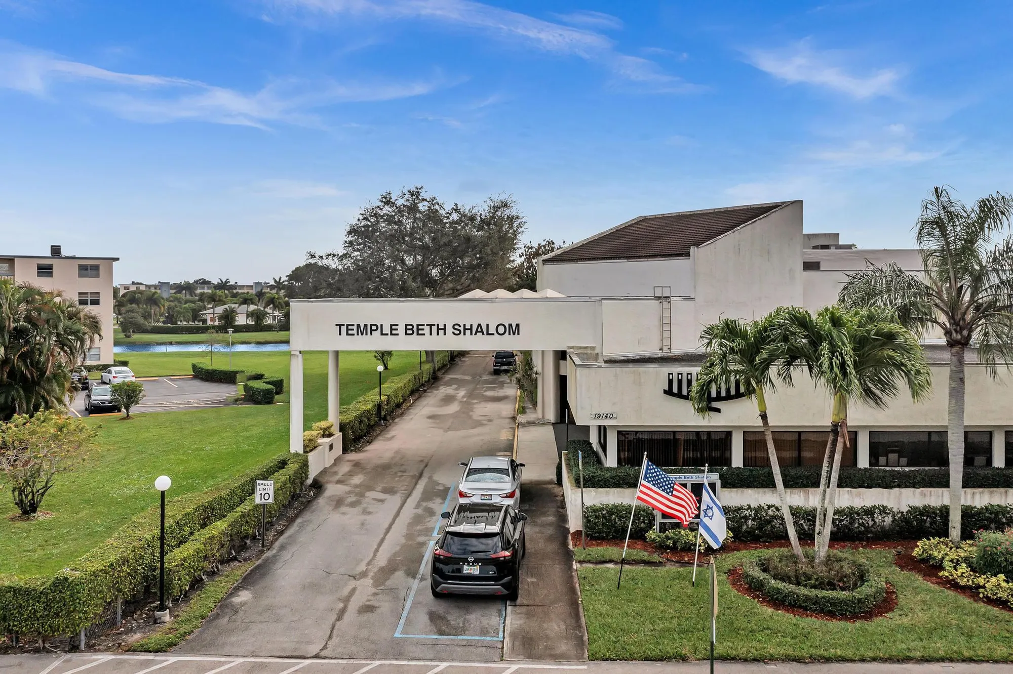 Property Slideshow image 52 of 60 | 576 fanshaw n # 576, Boca Raton, FL, 33434