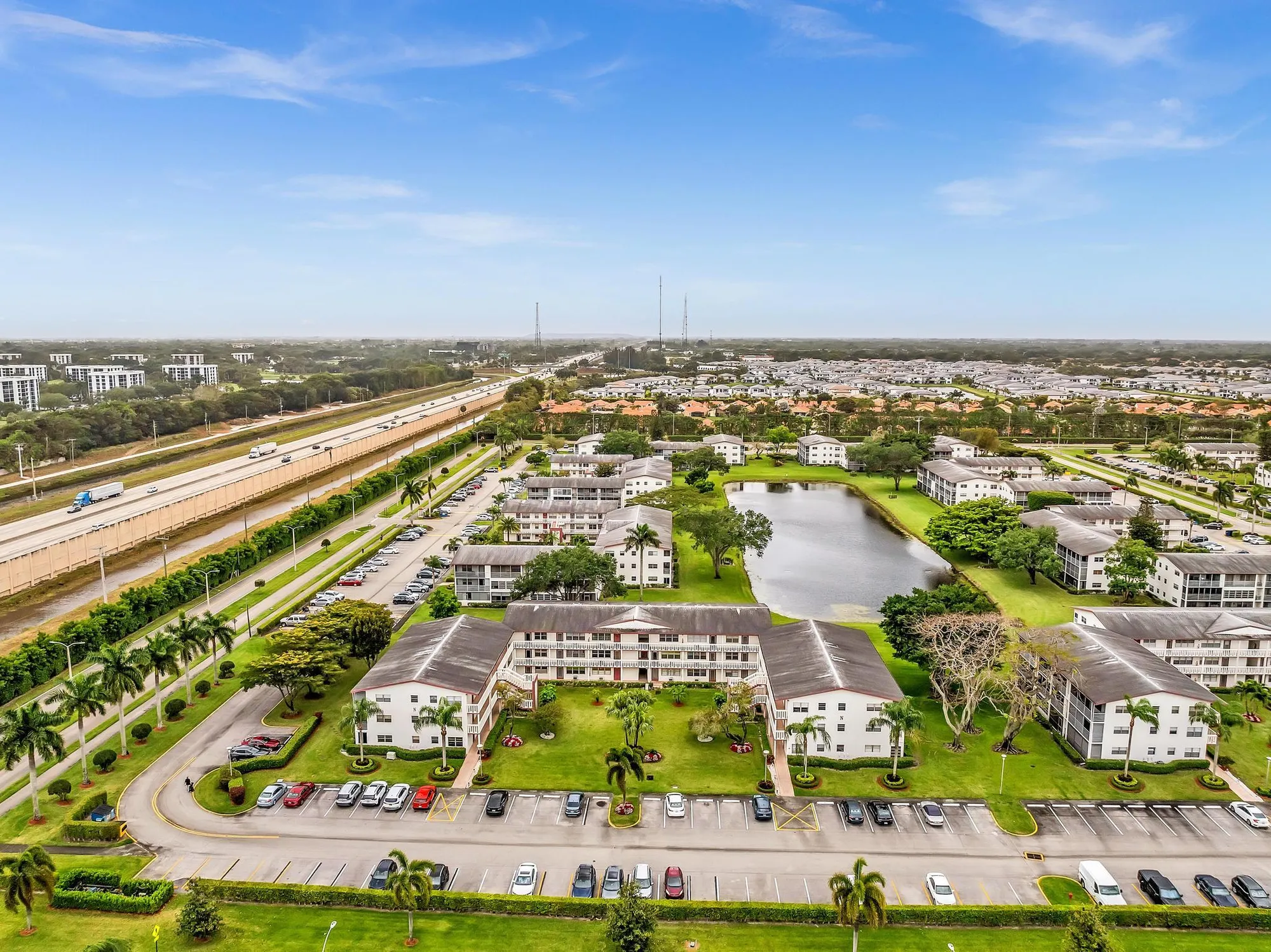 Property Slideshow image 54 of 60 | 576 fanshaw n # 576, Boca Raton, FL, 33434