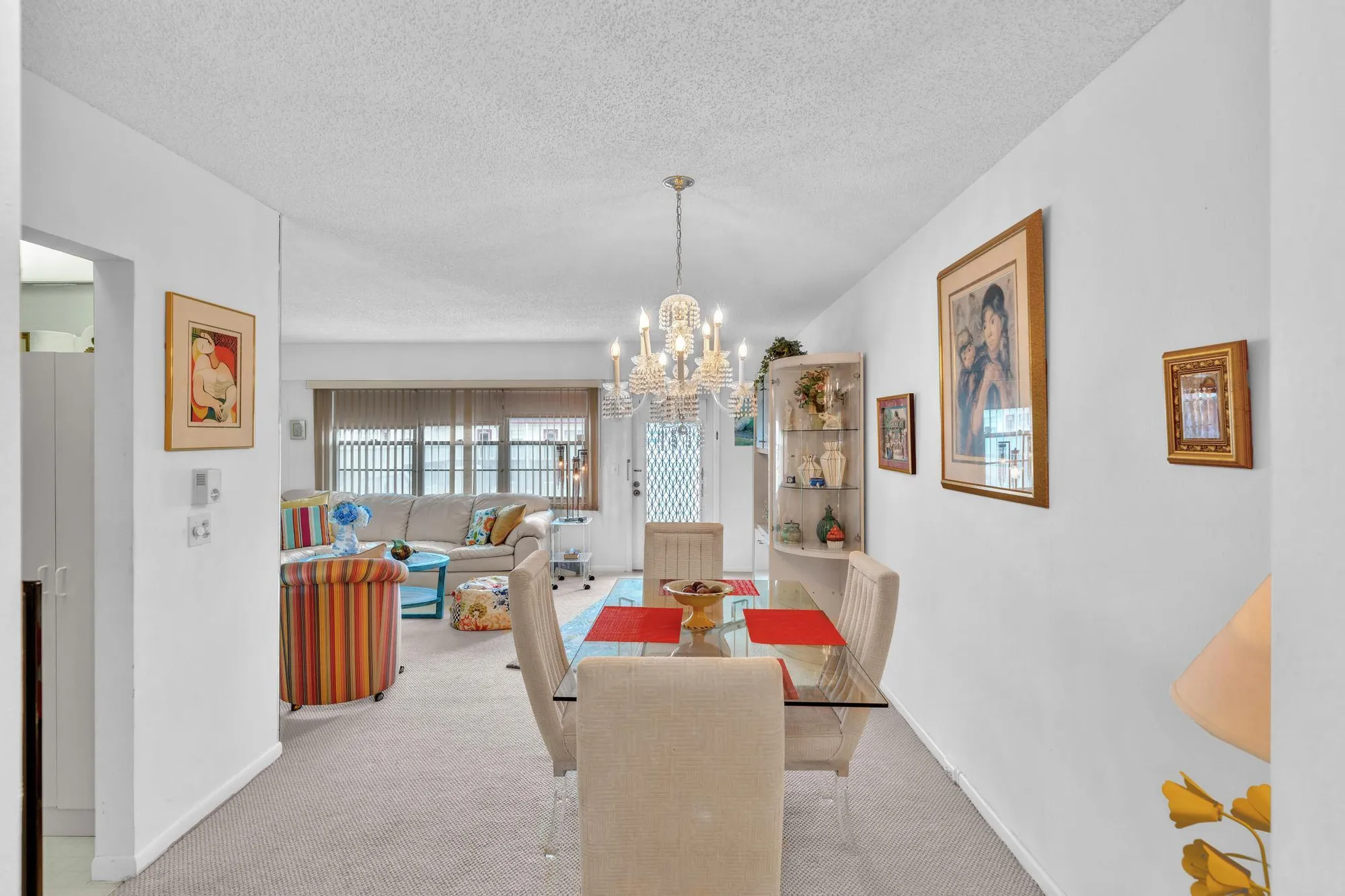 Property Slideshow image 8 of 60 | 576 fanshaw n # 576, Boca Raton, FL, 33434