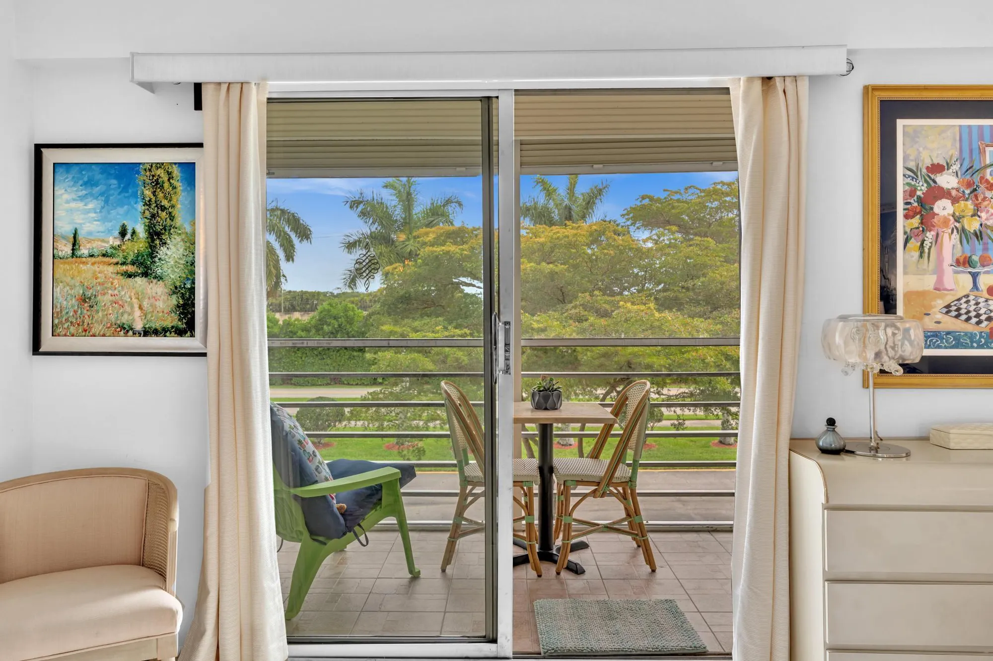 Property Slideshow image 18 of 60 | 576 fanshaw n # 576, Boca Raton, FL, 33434