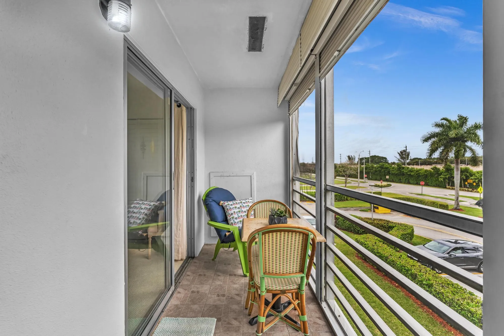 Property Slideshow image 23 of 60 | 576 fanshaw n # 576, Boca Raton, FL, 33434