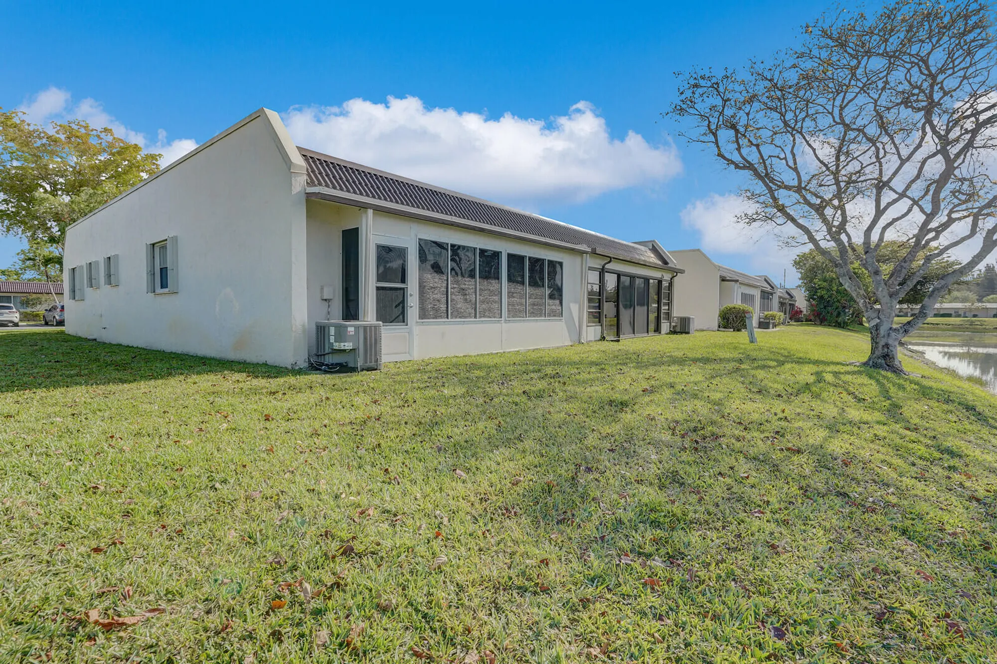 Property Slideshow image 34 of 45 | 122 lake rebecca dr, West Palm Beach, FL, 33411