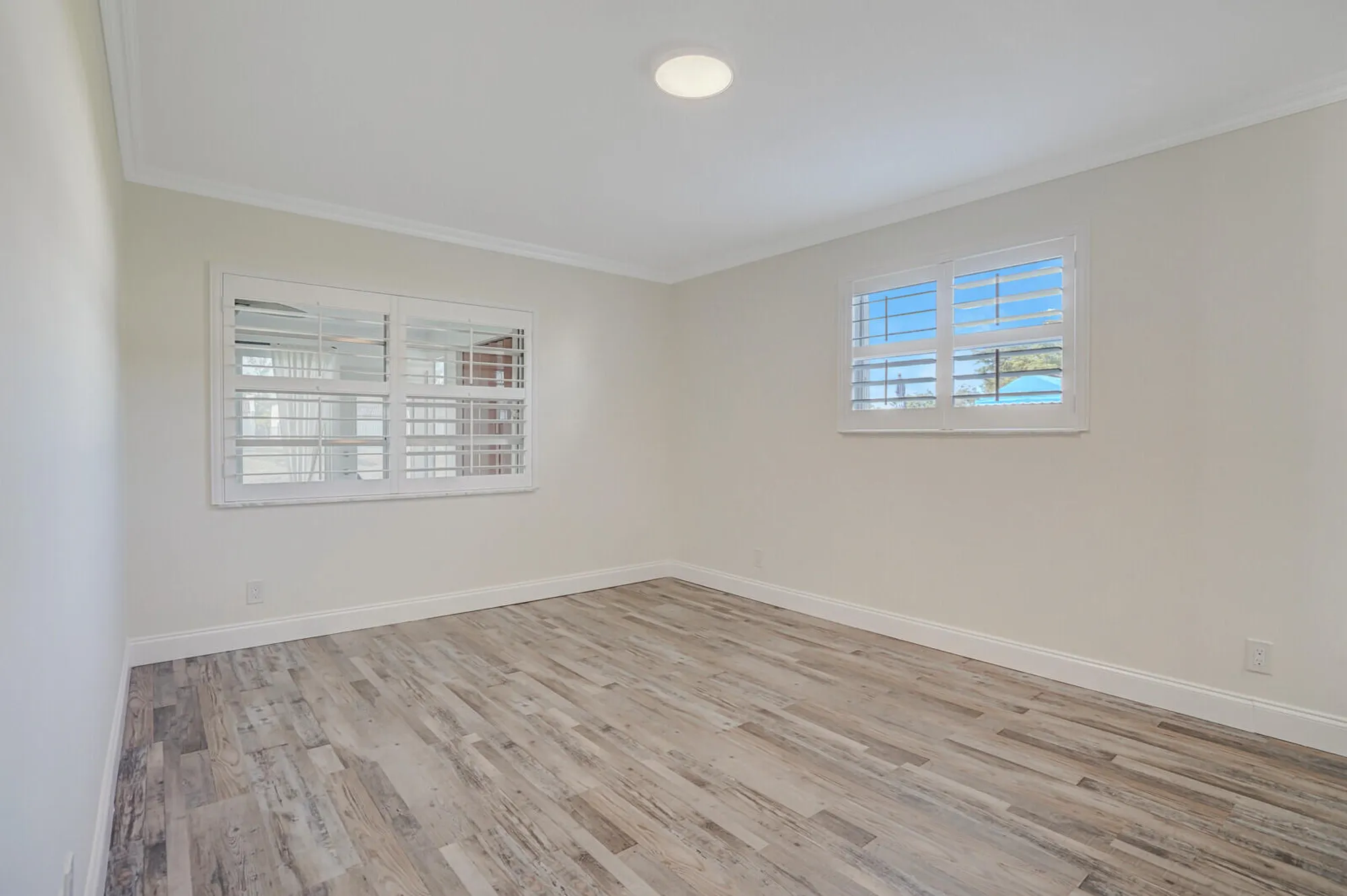 Property Slideshow image 18 of 45 | 122 lake rebecca dr, West Palm Beach, FL, 33411