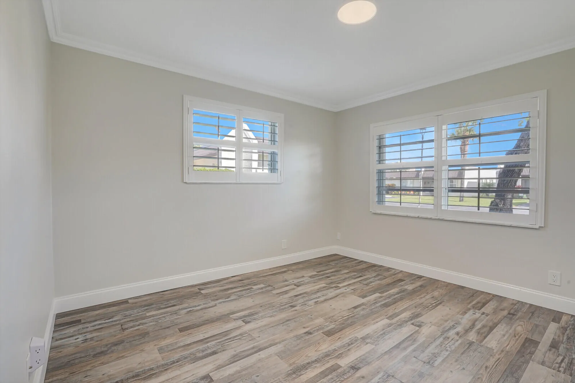 Property Slideshow image 19 of 45 | 122 lake rebecca dr, West Palm Beach, FL, 33411