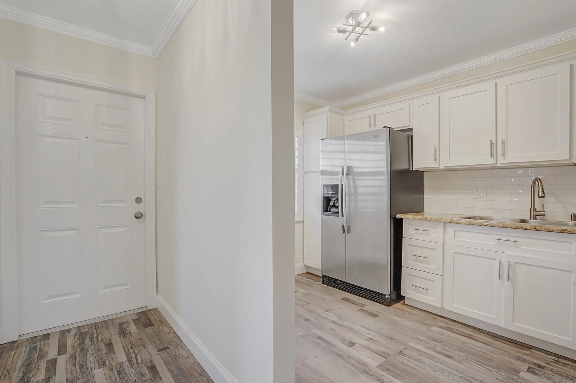 Property Slideshow image 15 of 45 | 122 lake rebecca dr, West Palm Beach, FL, 33411