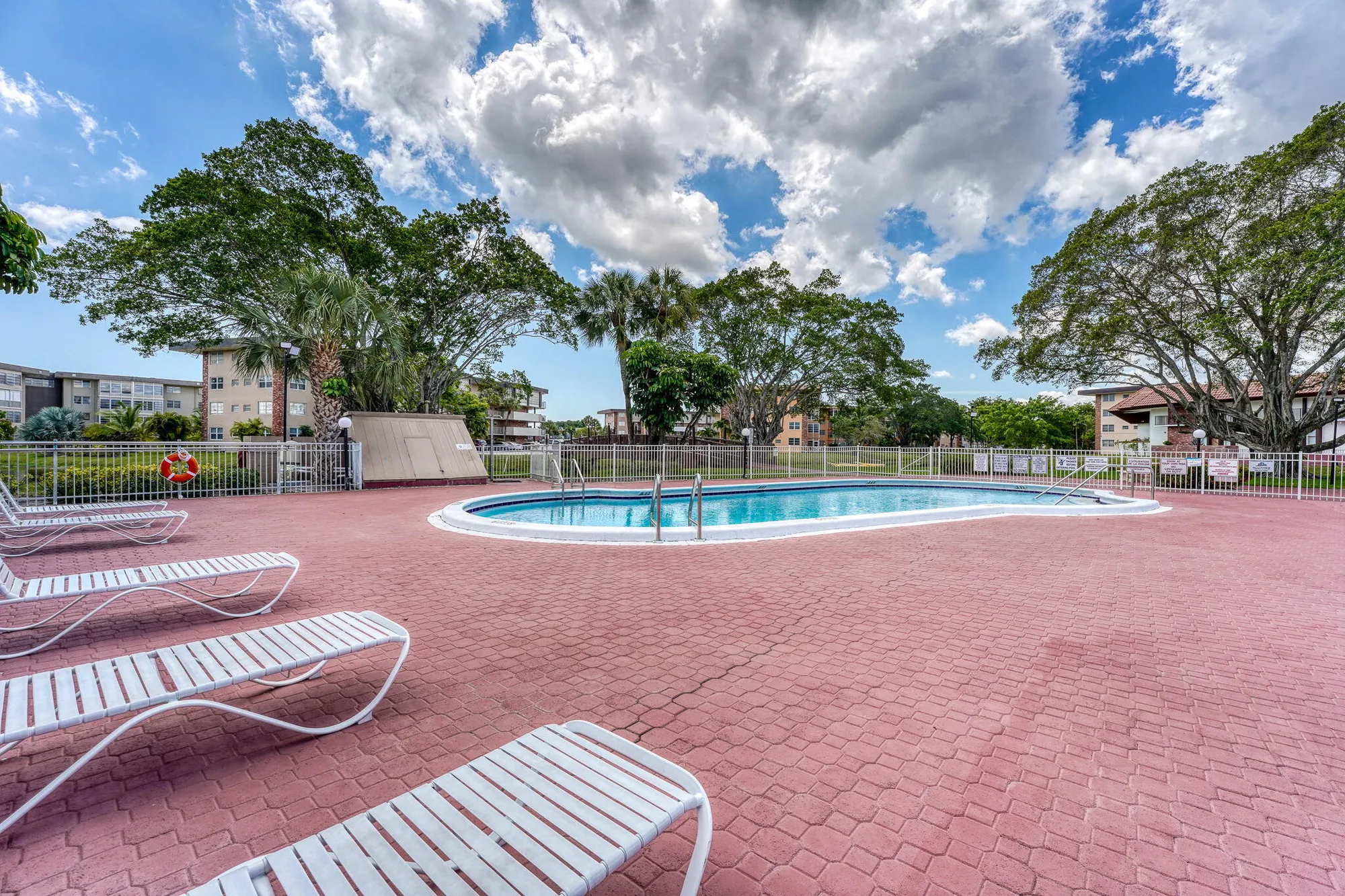 Property Slideshow image 44 of 61 | 2951 nw 46th ave 201, Lauderdale Lakes, FL, 33313