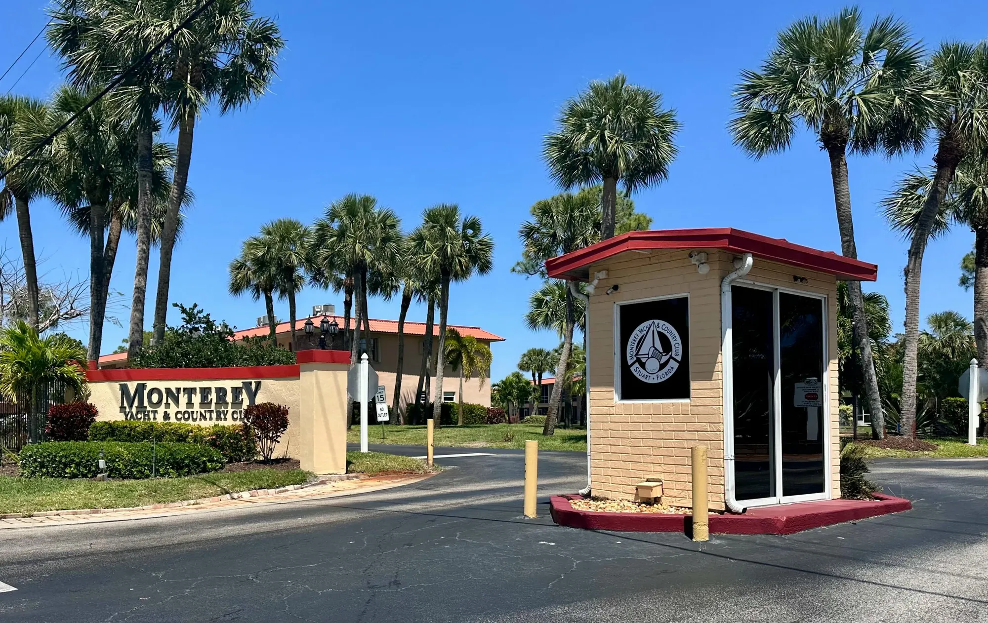 Property Slideshow image 29 of 53 | 1999 sw palm city rd b, Stuart, FL, 34994