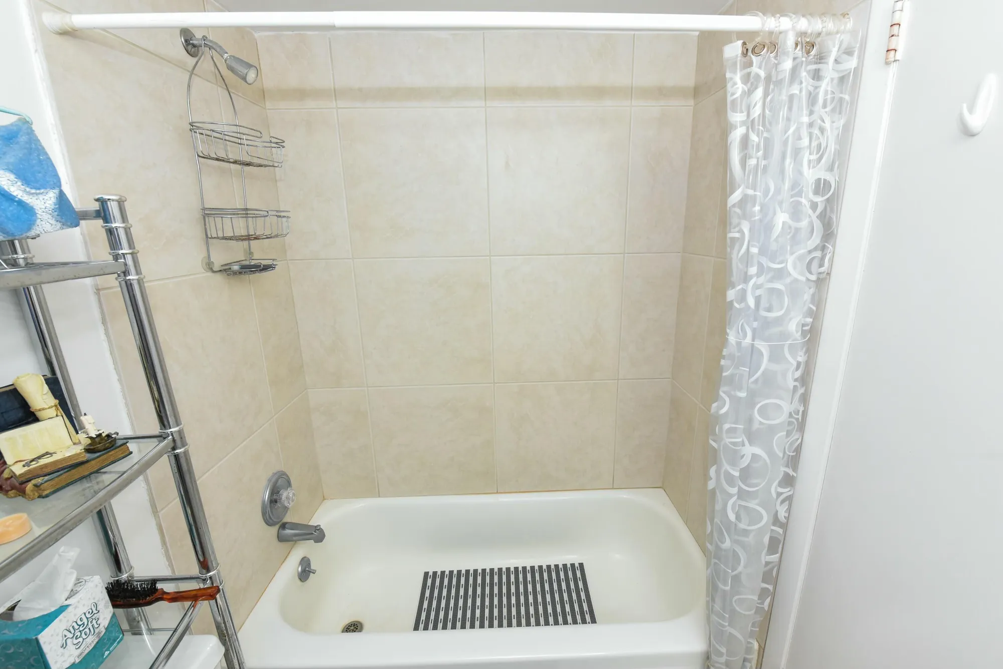 Property Slideshow image 24 of 53 | 1999 sw palm city rd b, Stuart, FL, 34994