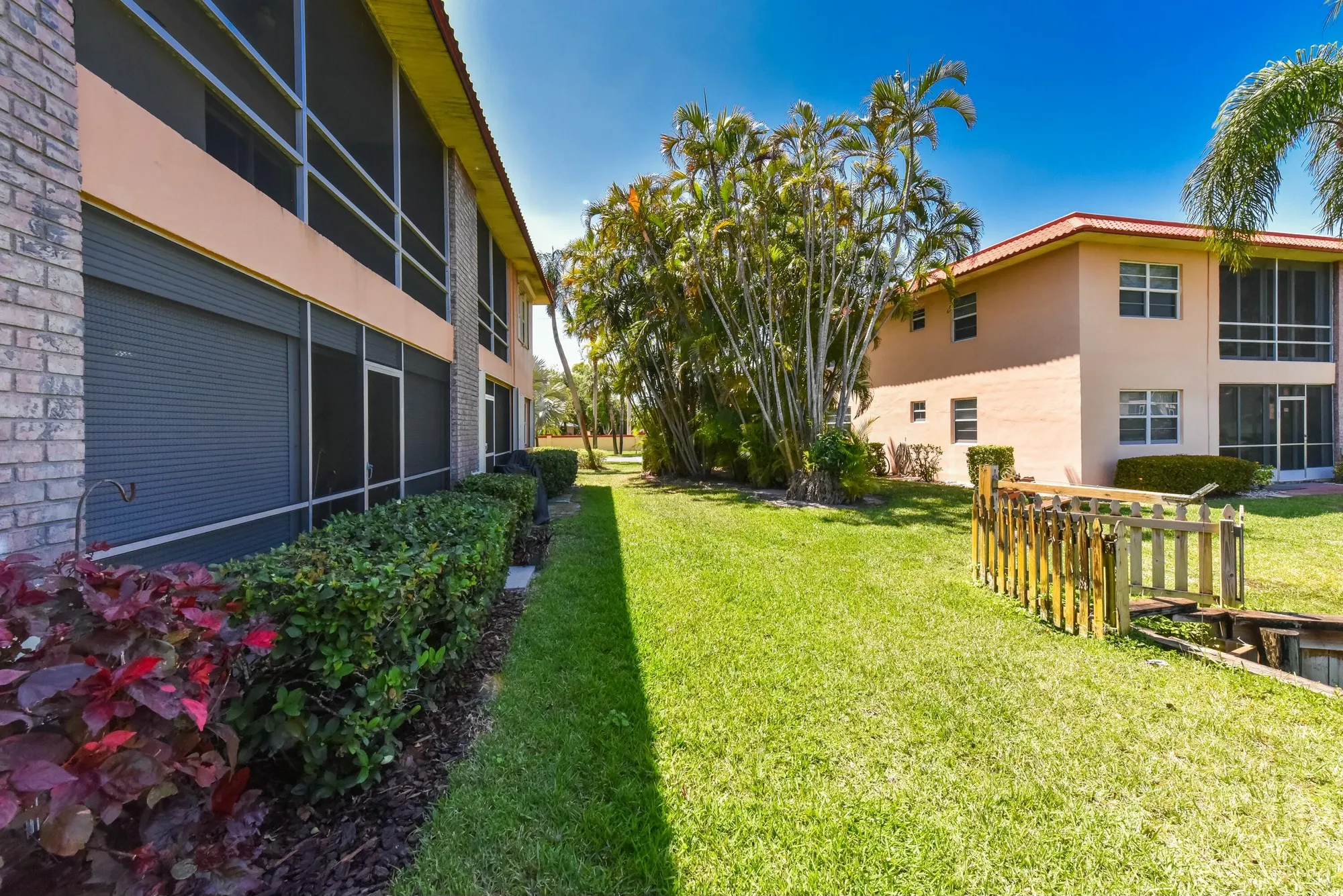 Property Slideshow image 35 of 53 | 1999 sw palm city rd b, Stuart, FL, 34994