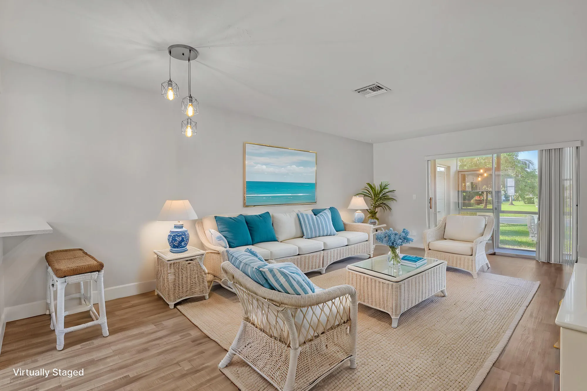 Property Slideshow image 9 of 48 | 2894 crosley dr g, West Palm Beach, FL, 33415