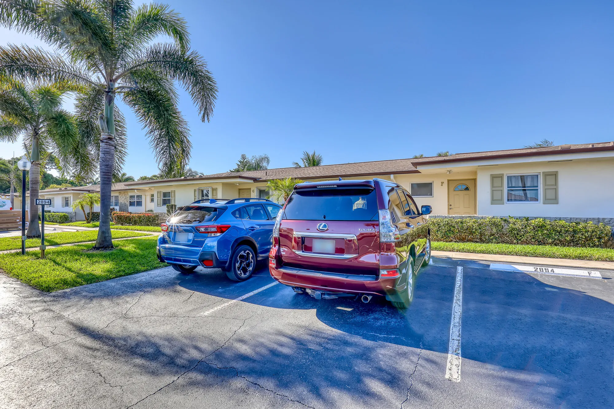 Property Slideshow image 3 of 48 | 2894 crosley dr g, West Palm Beach, FL, 33415