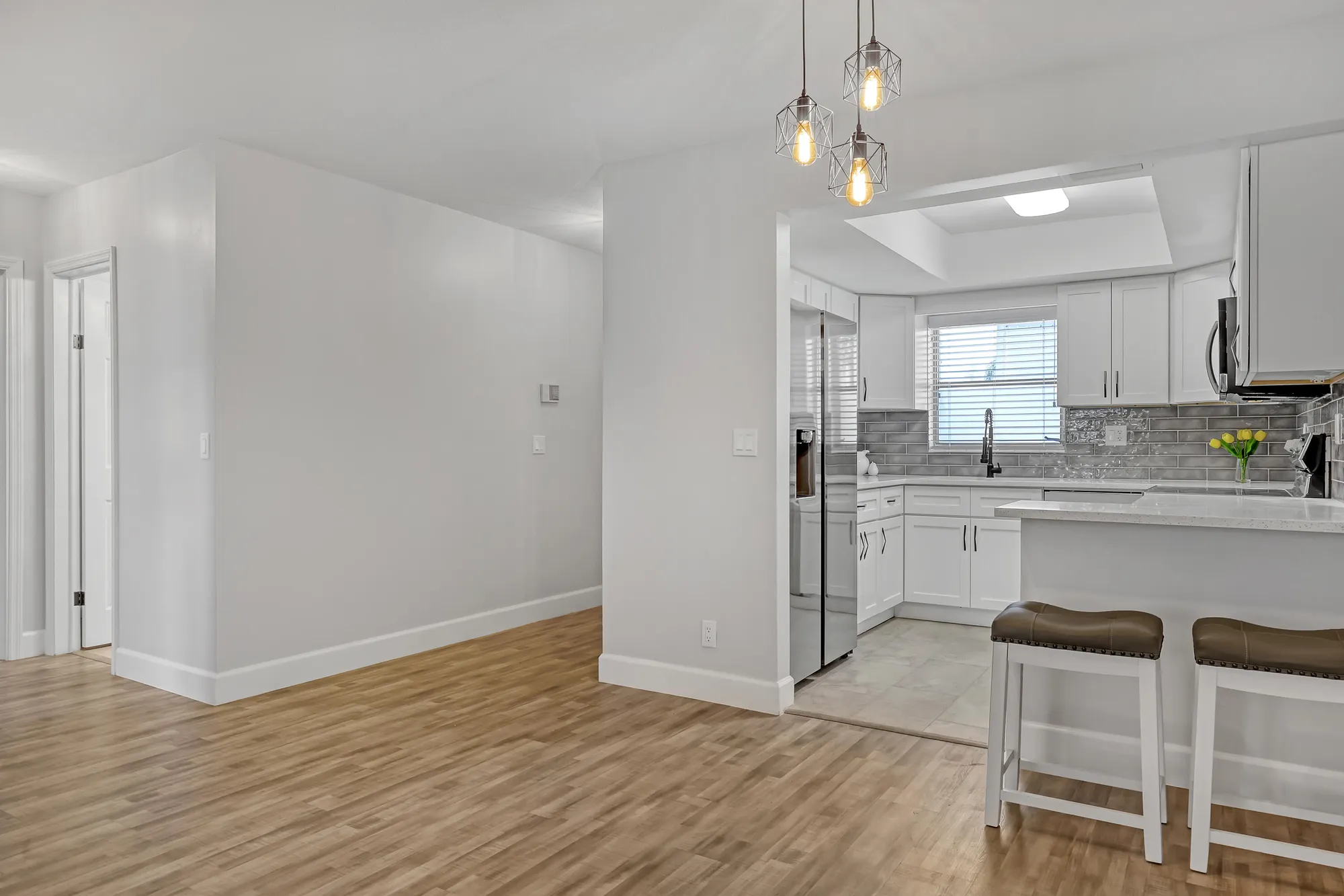 Property Slideshow image 10 of 48 | 2894 crosley dr g, West Palm Beach, FL, 33415