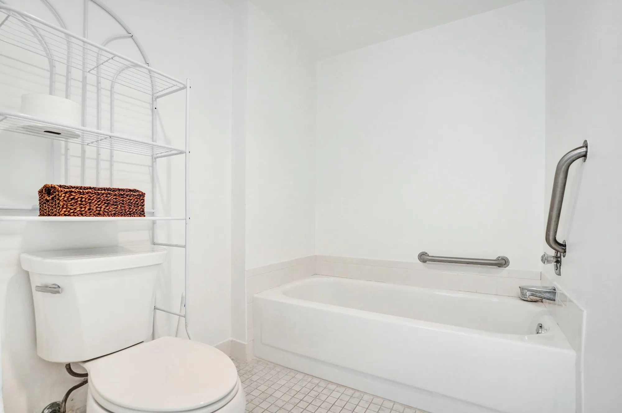 Property Slideshow image 22 of 64 | 19 stratford dr f, Boynton Beach, FL, 33436