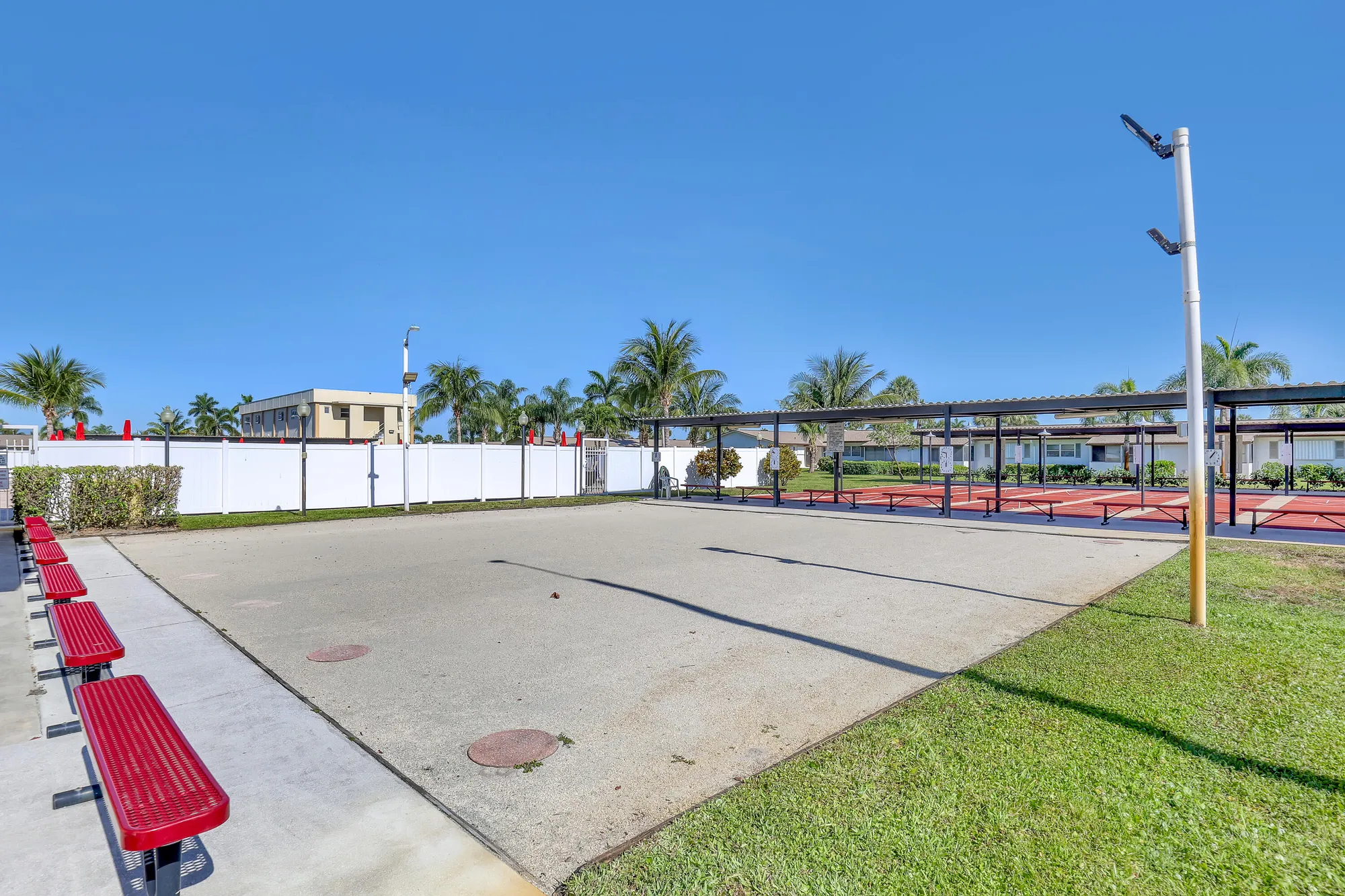 Property Slideshow image 46 of 48 | 2894 crosley dr g, West Palm Beach, FL, 33415