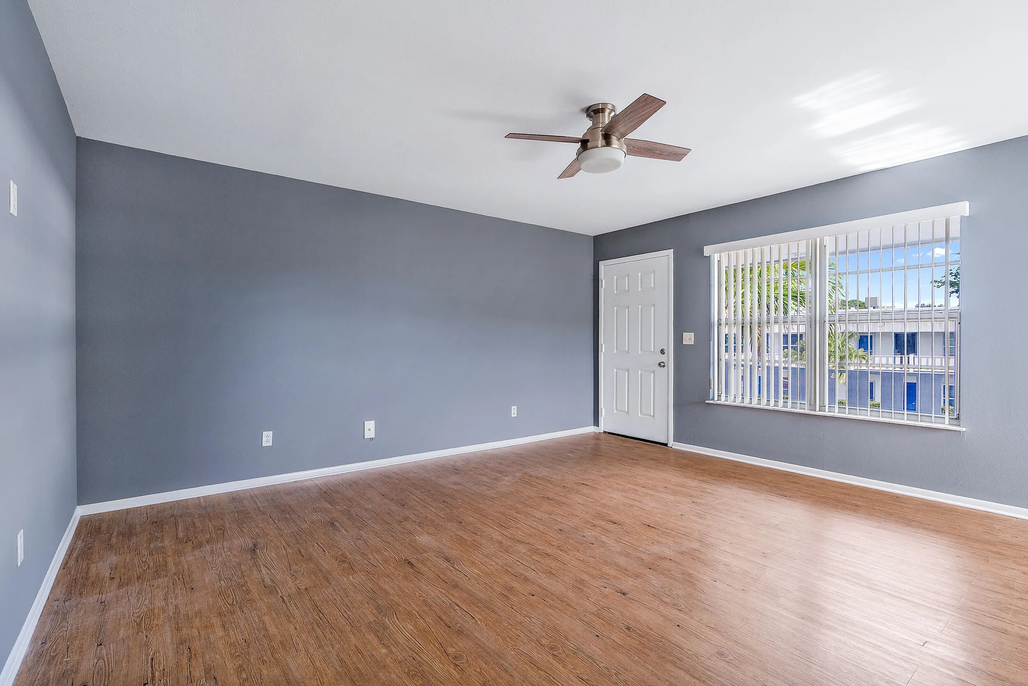 Property Slideshow image 5 of 19 | 2929 se ocean blvd m10, Stuart, FL, 34996