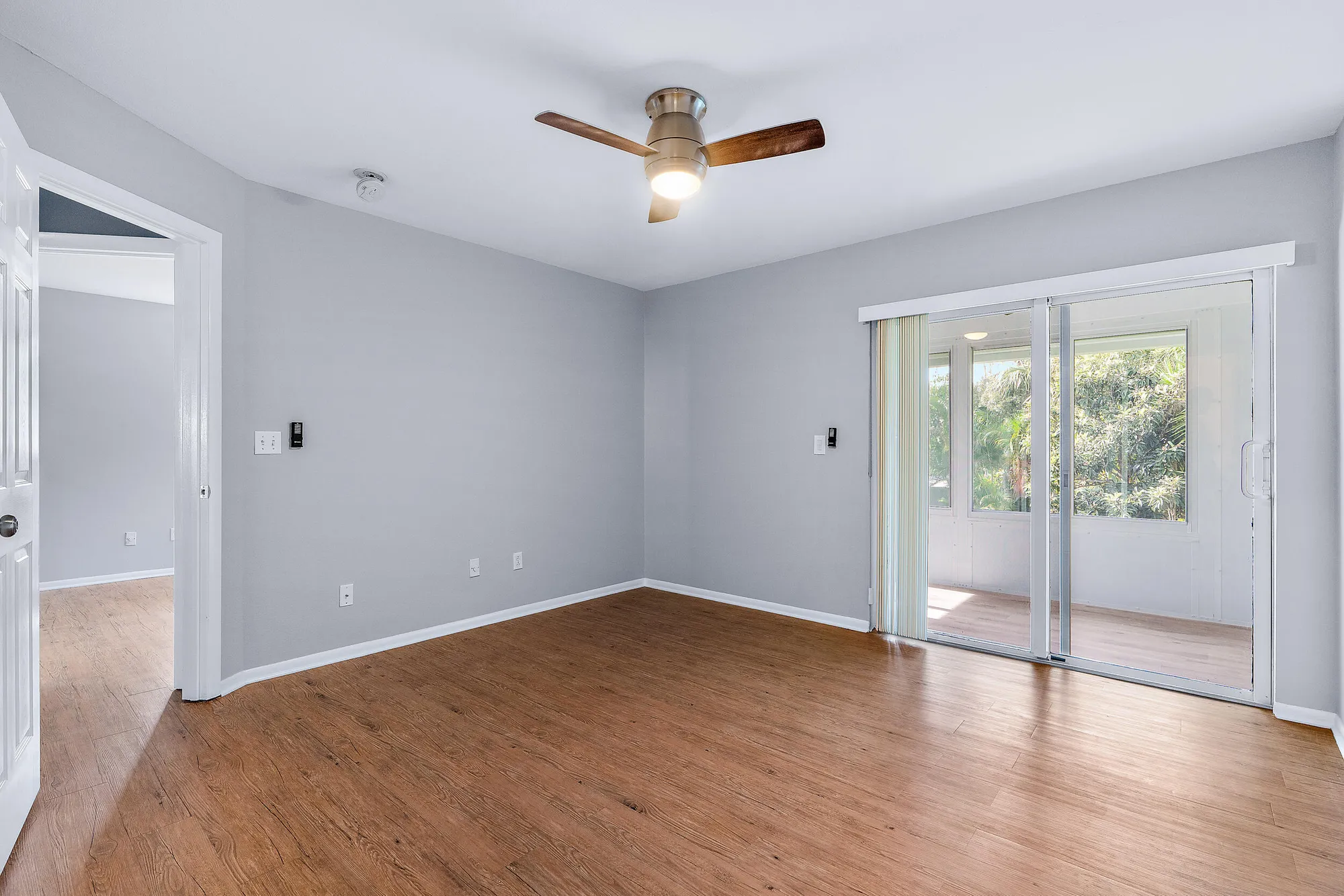 Property Slideshow image 11 of 19 | 2929 se ocean blvd m10, Stuart, FL, 34996