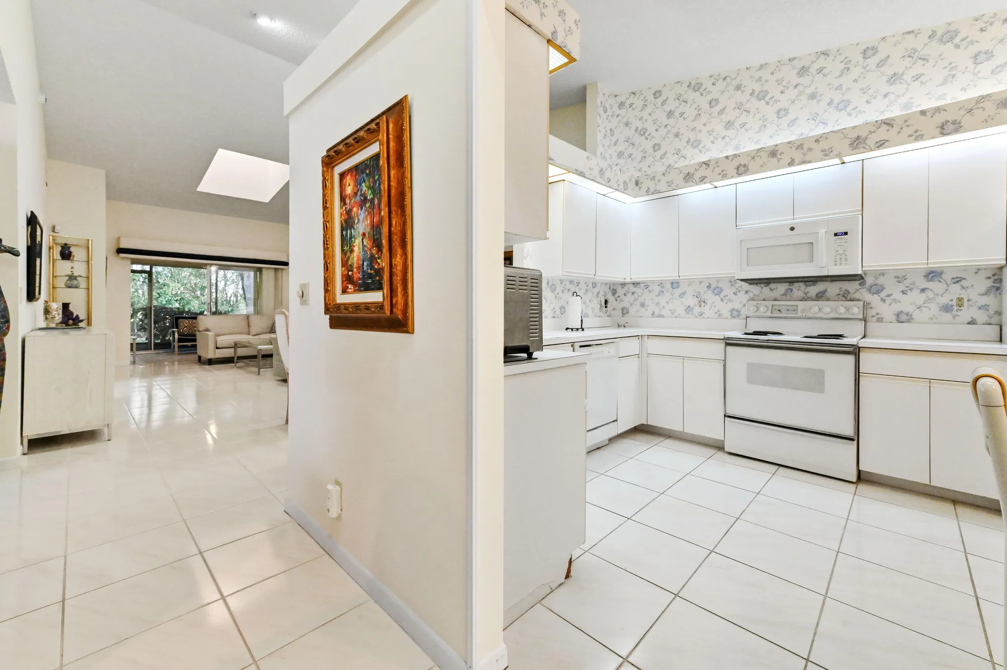 Property Slideshow image 6 of 75 | 6040 waldwick cir, Delray Beach, FL, 33484
