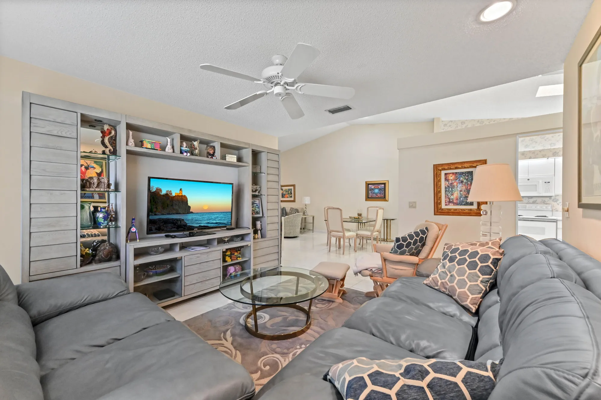 Property Slideshow image 12 of 75 | 6040 waldwick cir, Delray Beach, FL, 33484