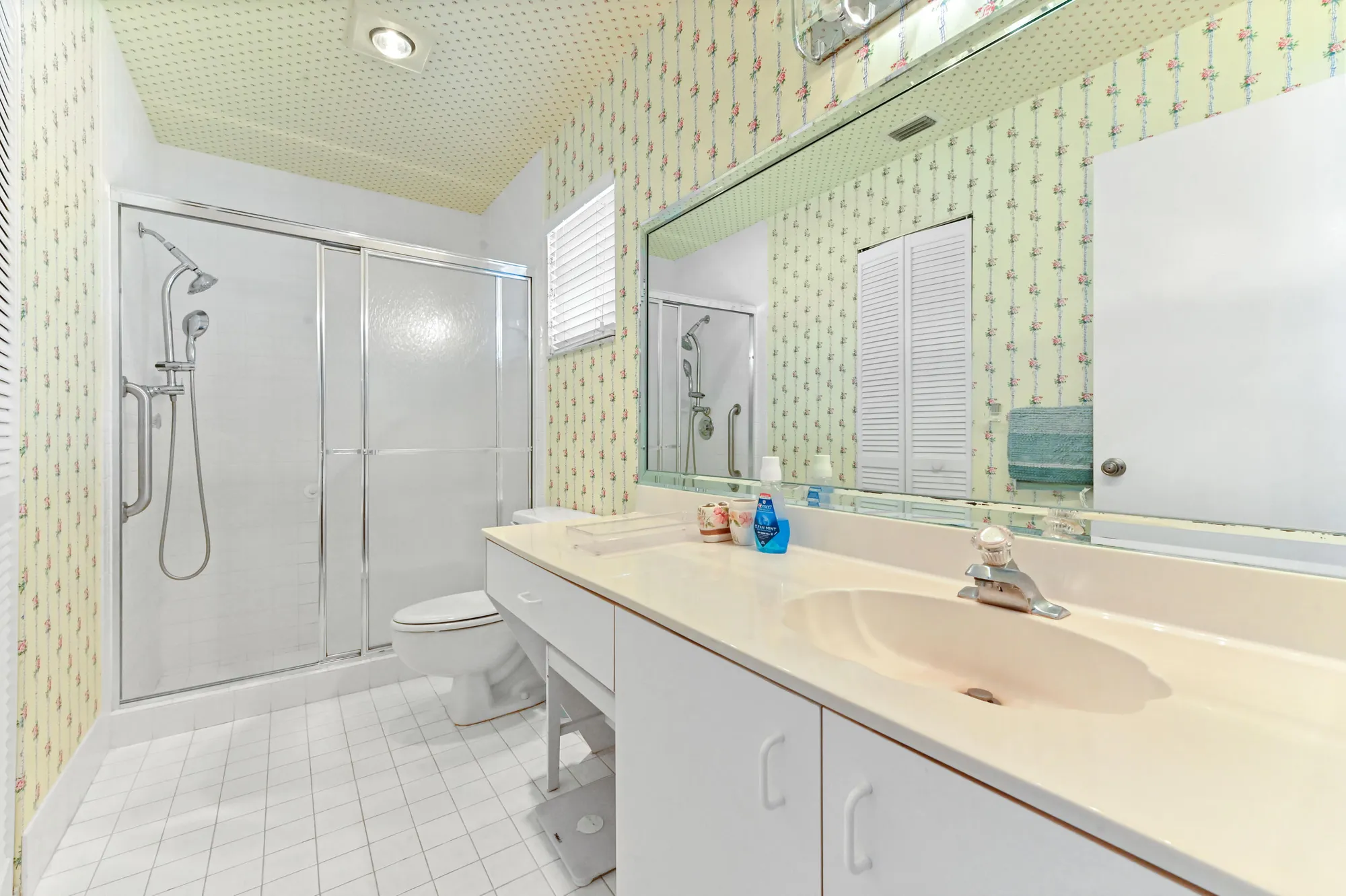 Property Slideshow image 23 of 75 | 6040 waldwick cir, Delray Beach, FL, 33484