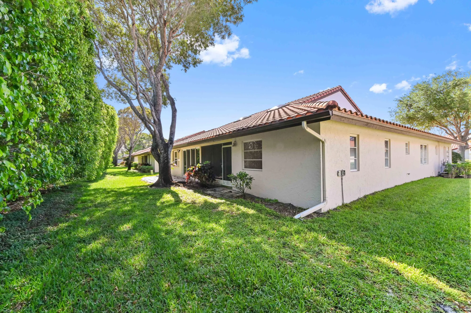 Property Slideshow image 27 of 75 | 6040 waldwick cir, Delray Beach, FL, 33484