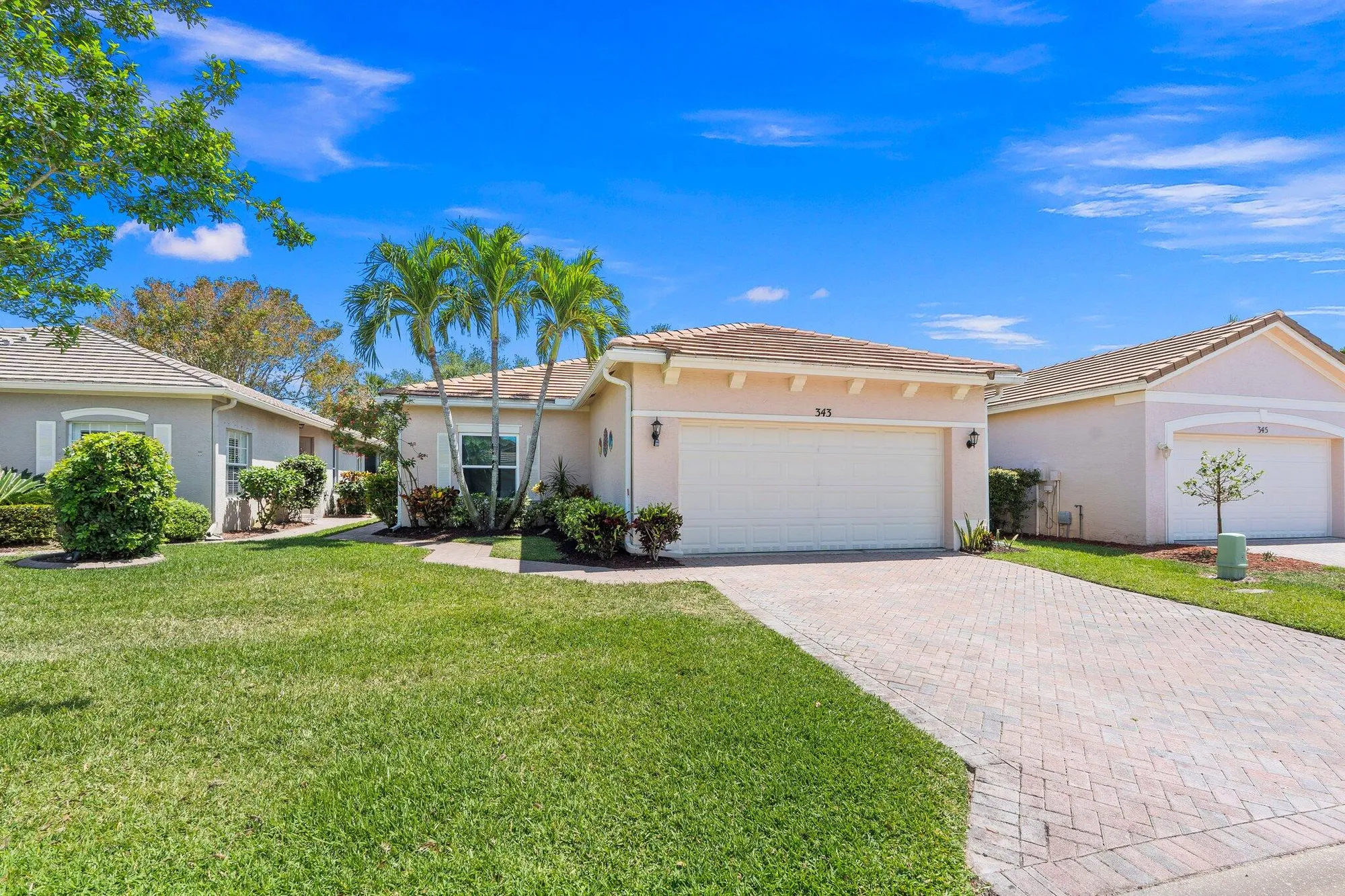 Property Slideshow image 4 of 43 | 343 sw coconut key way, Port Saint Lucie, FL, 34986