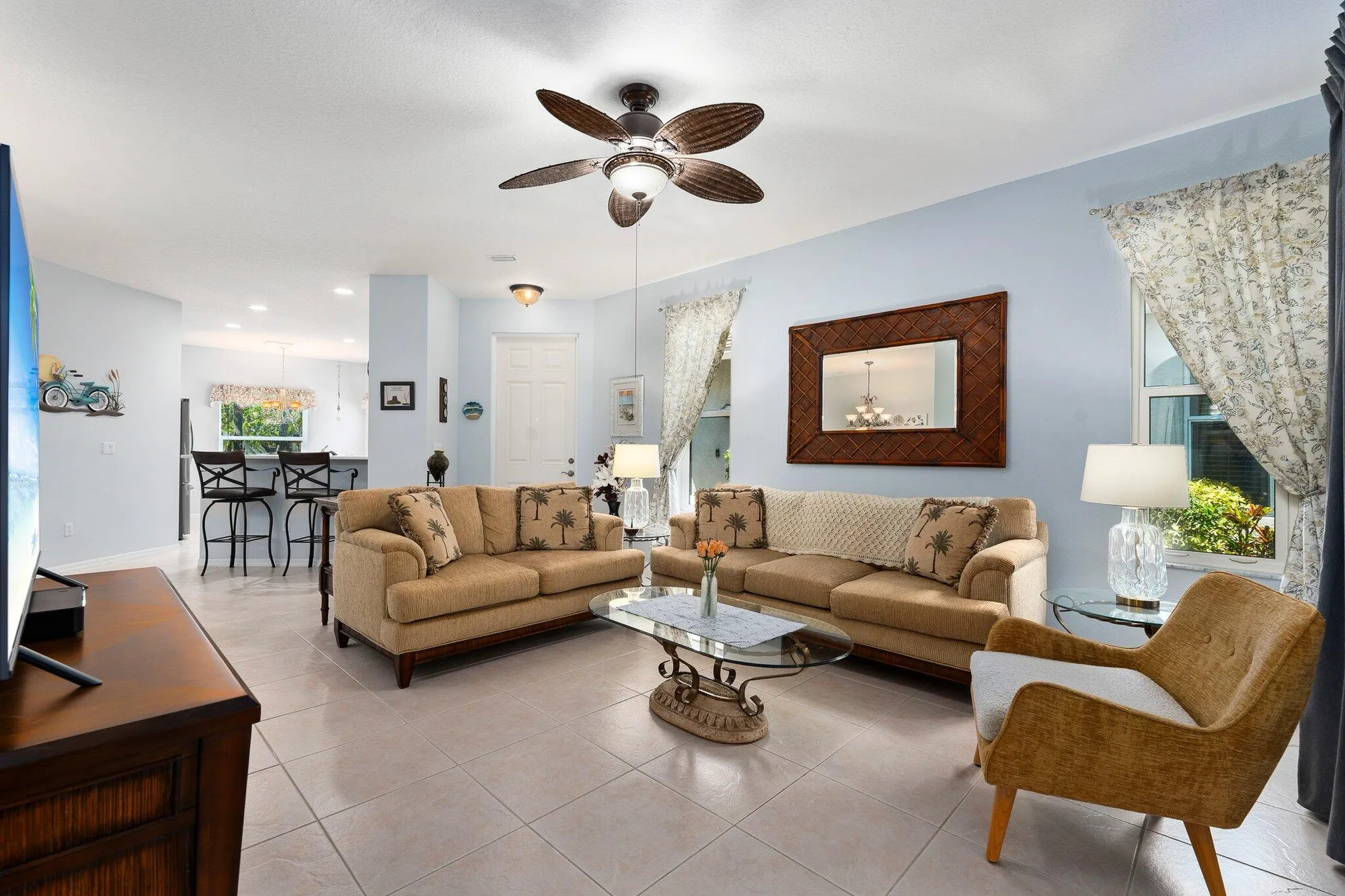Property Slideshow image 12 of 43 | 343 sw coconut key way, Port Saint Lucie, FL, 34986