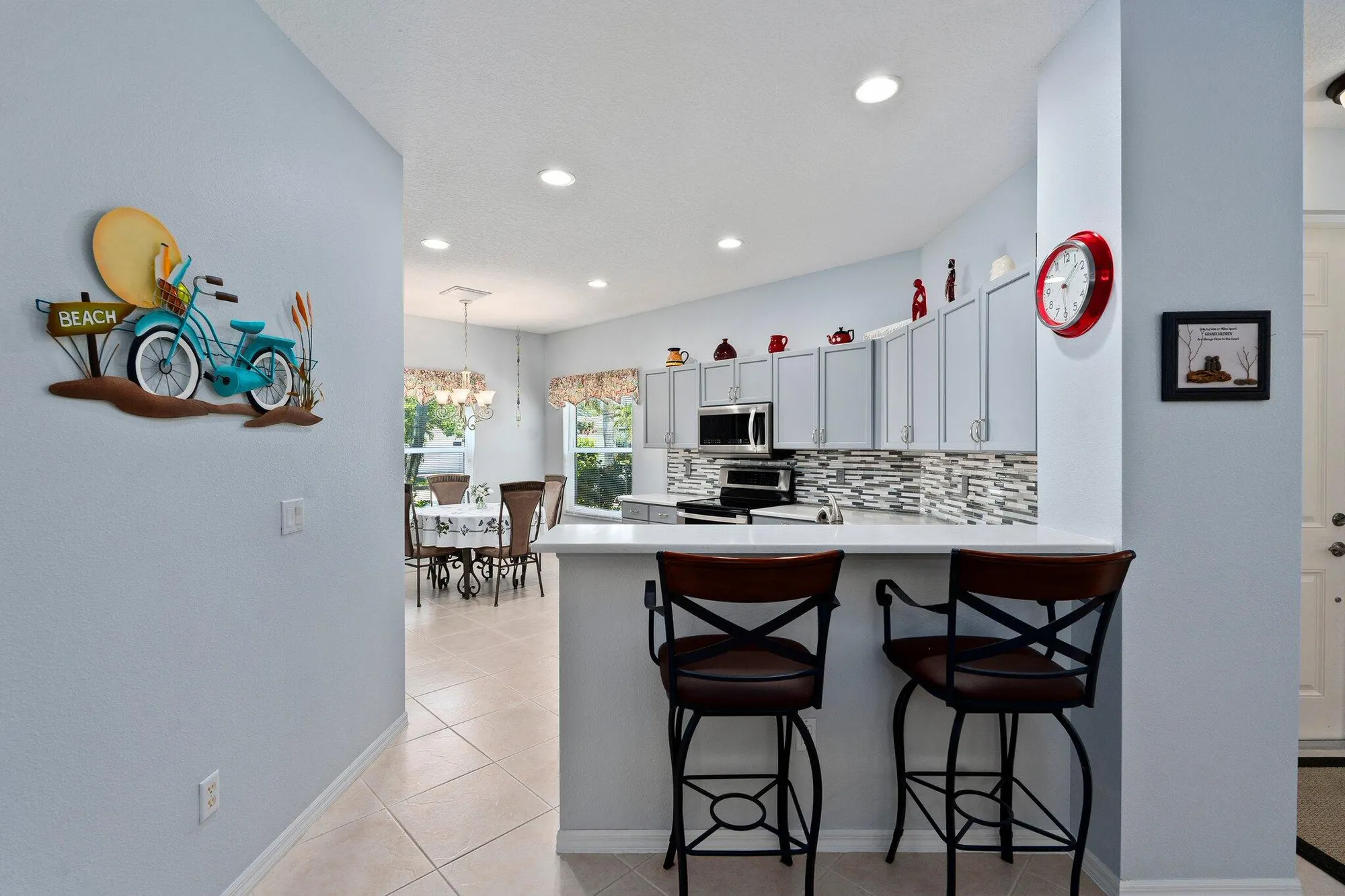 Property Slideshow image 14 of 43 | 343 sw coconut key way, Port Saint Lucie, FL, 34986