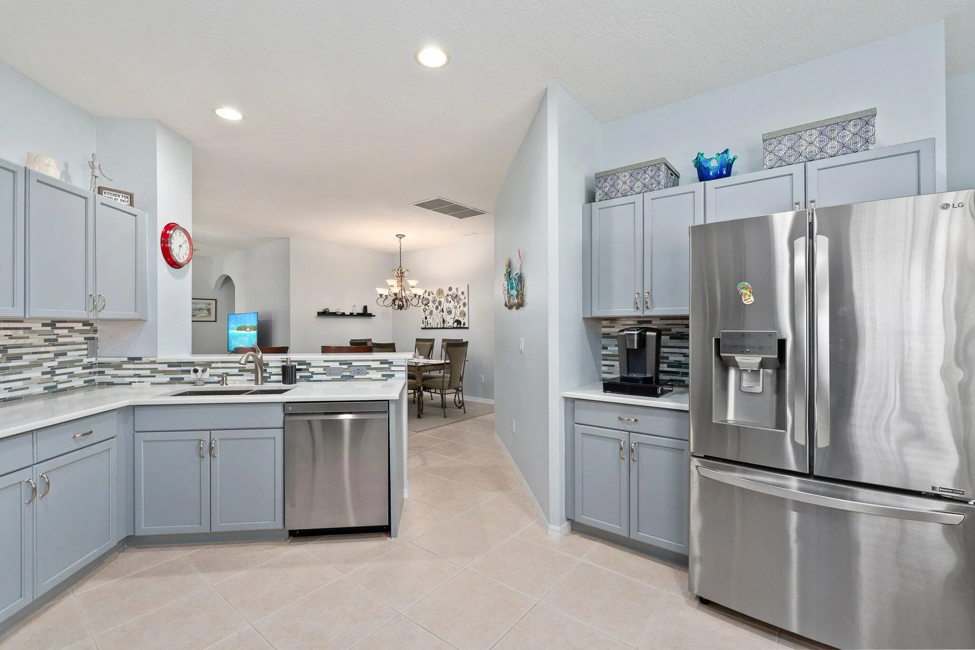 Property Slideshow image 18 of 43 | 343 sw coconut key way, Port Saint Lucie, FL, 34986