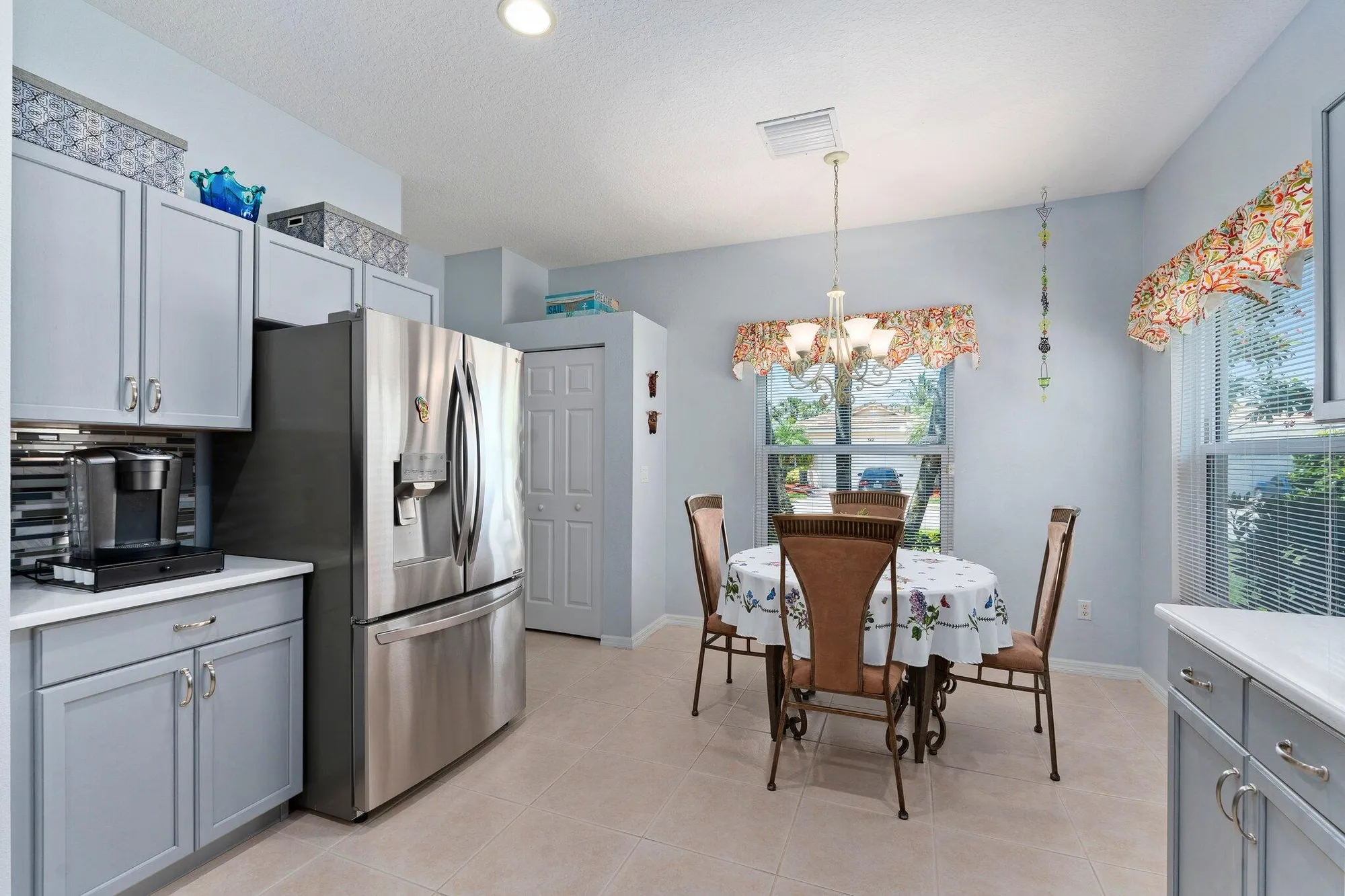 Property Slideshow image 19 of 43 | 343 sw coconut key way, Port Saint Lucie, FL, 34986