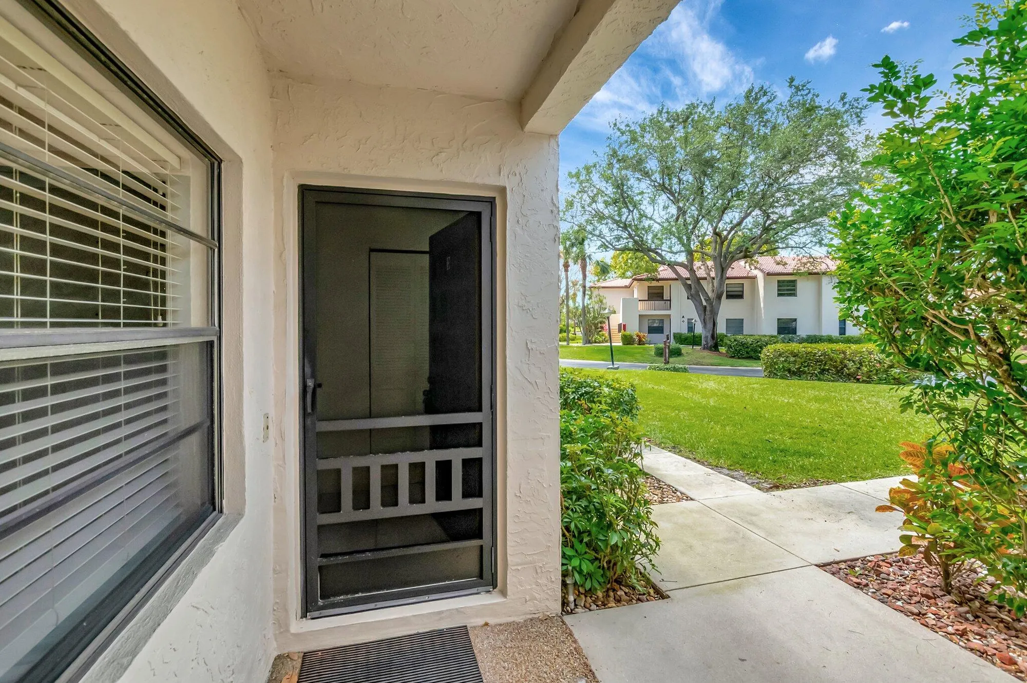 Property Slideshow image 2 of 34 | 7956 eastlake dr unit e 16-e, Boca Raton, FL, 33433