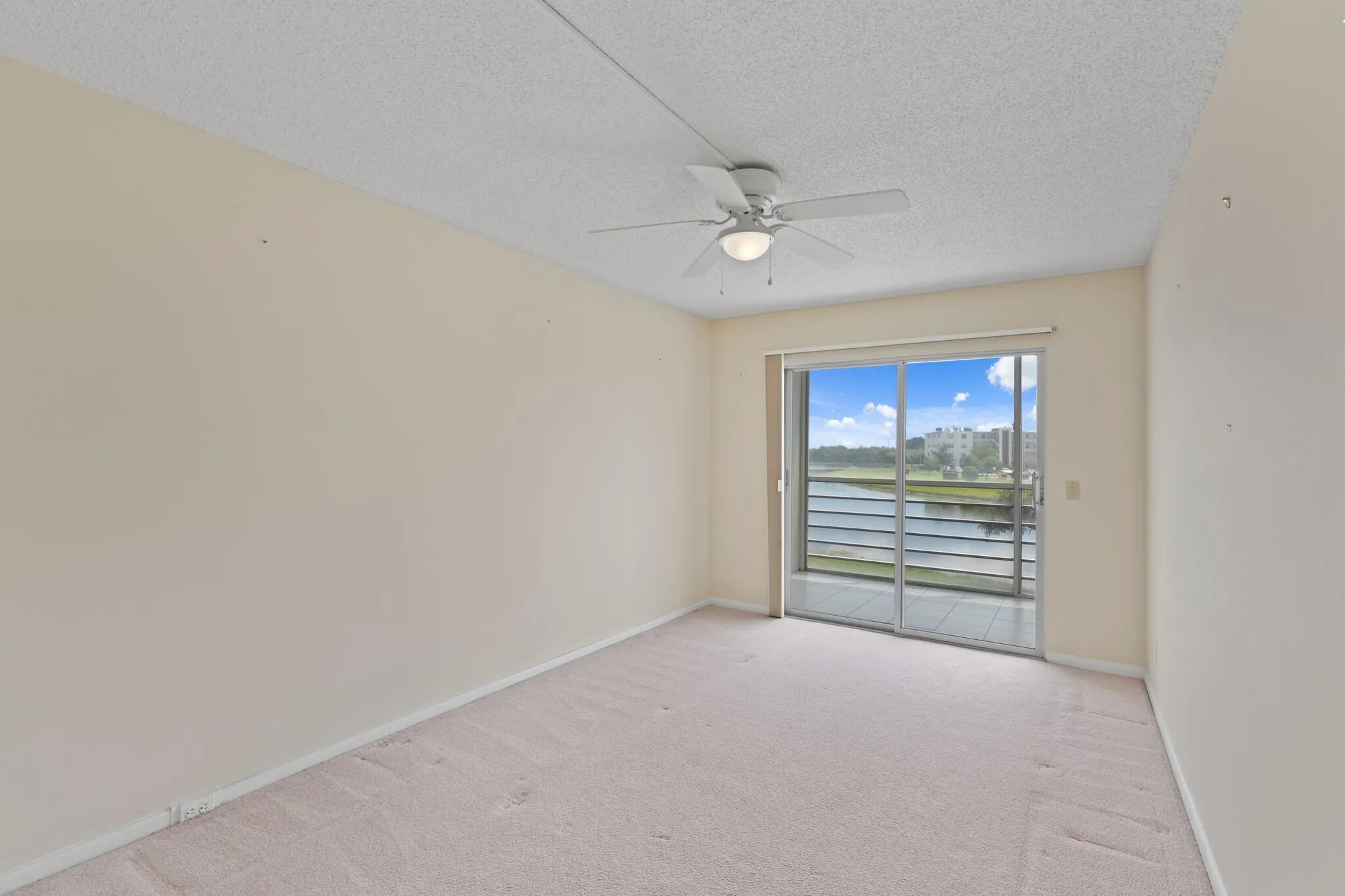 Property Slideshow image 14 of 32 | 2023 guildford b b, Boca Raton, FL, 33434