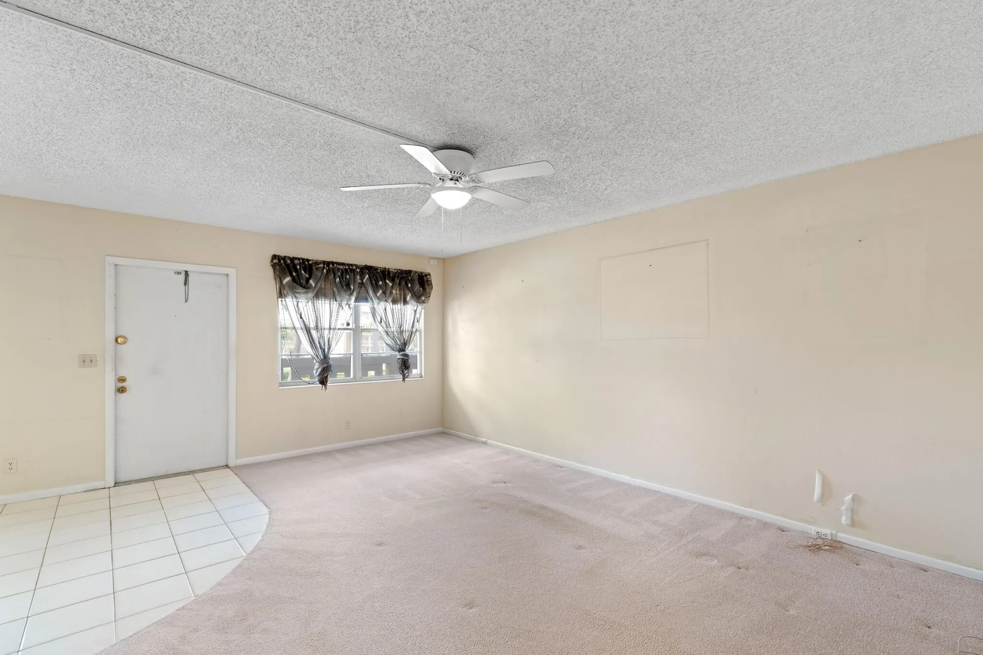 Property Slideshow image 7 of 32 | 2023 guildford b b, Boca Raton, FL, 33434