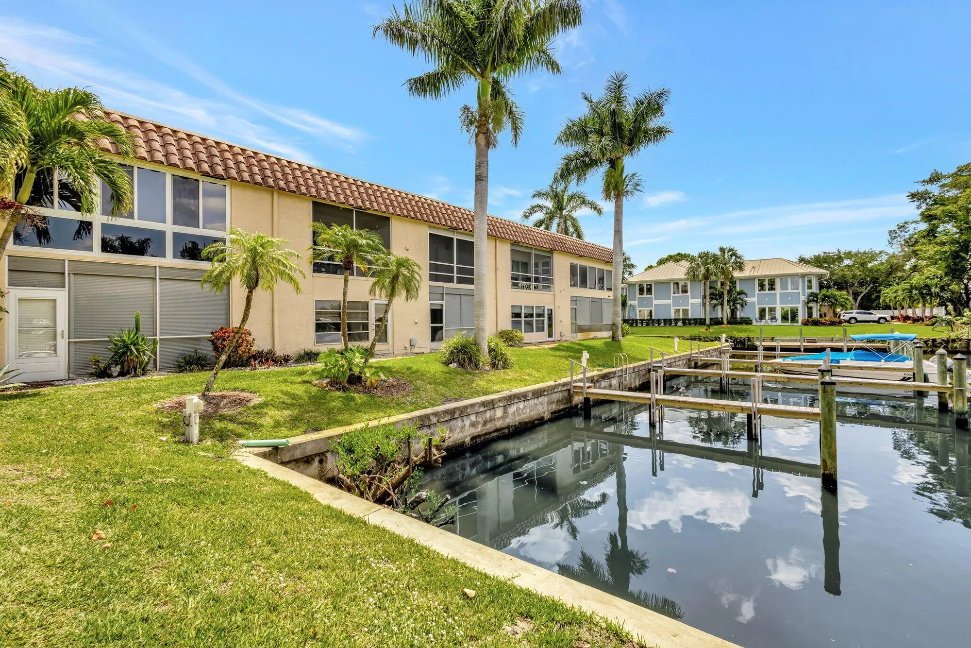 Property Slideshow image 34 of 50 | 2600 s kanner hwy a3, Stuart, FL, 34994