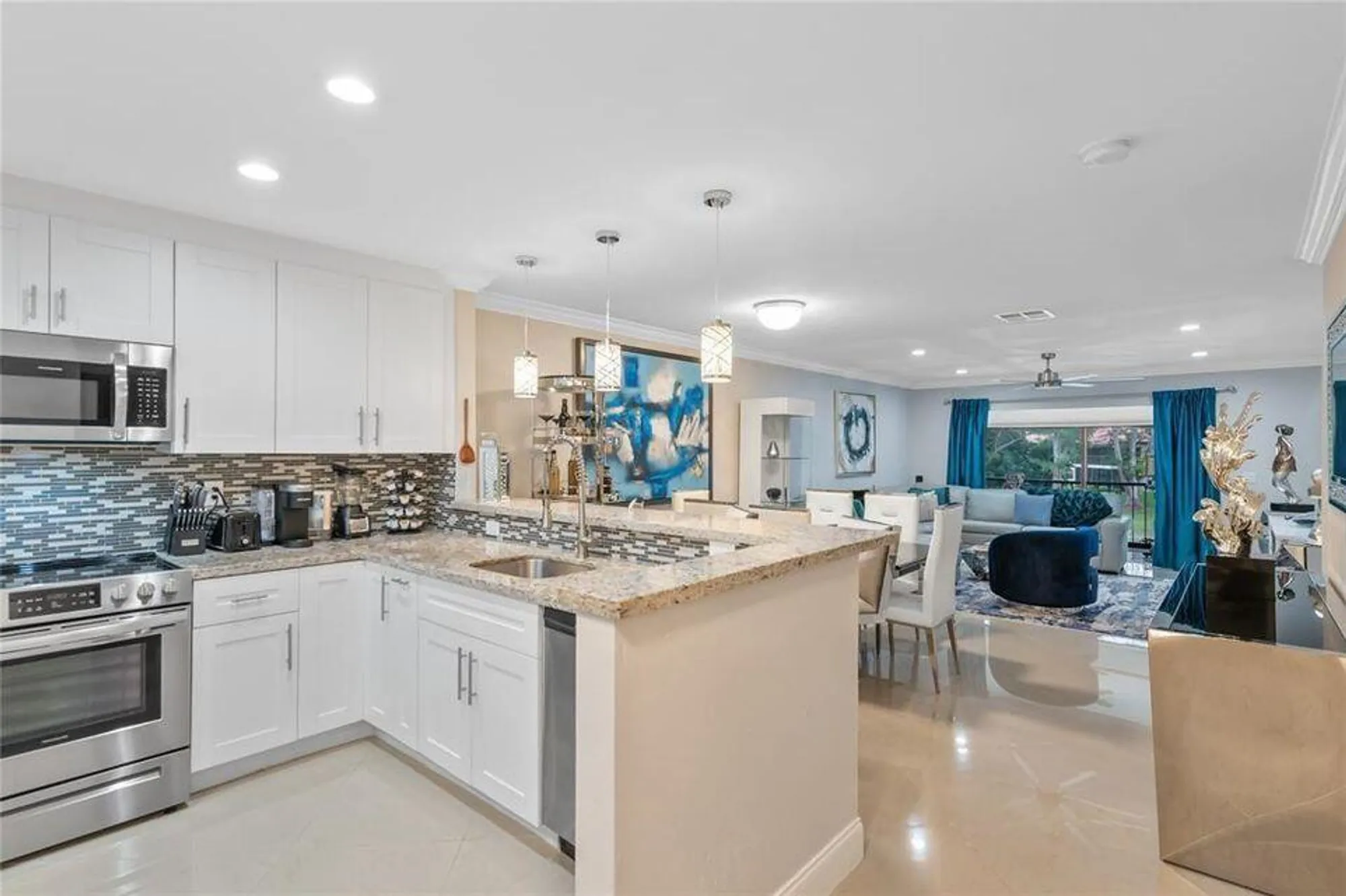 Property Slideshow image 9 of 38 | 21662 arriba real apt 44f, Boca Raton, FL, 33433