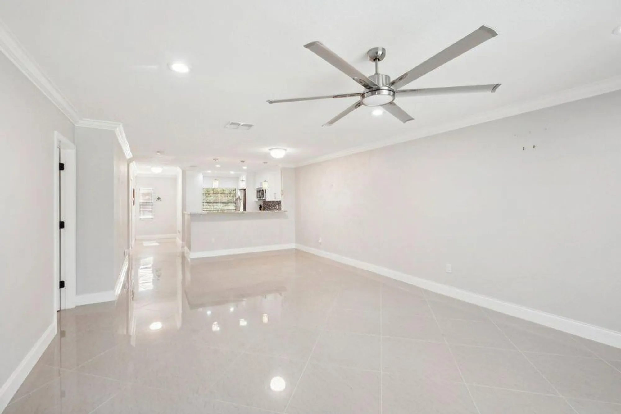 Property Slideshow image 12 of 38 | 21662 arriba real apt 44f, Boca Raton, FL, 33433